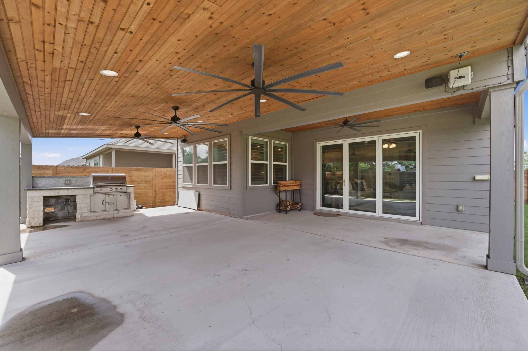 928 Falkland TRCE, Austin, TX 78660 photo 4