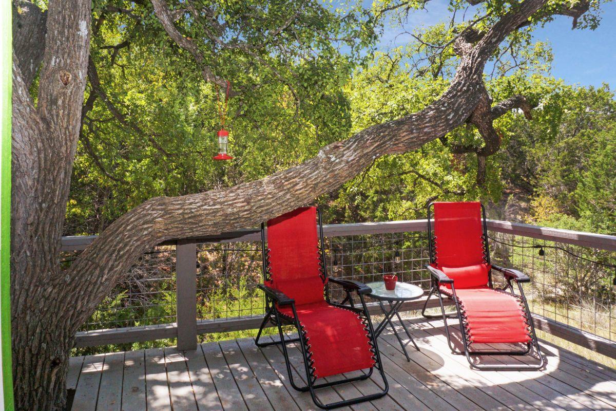 931 Sycamore Creek DR, Dripping Springs, TX 78620 photo 3