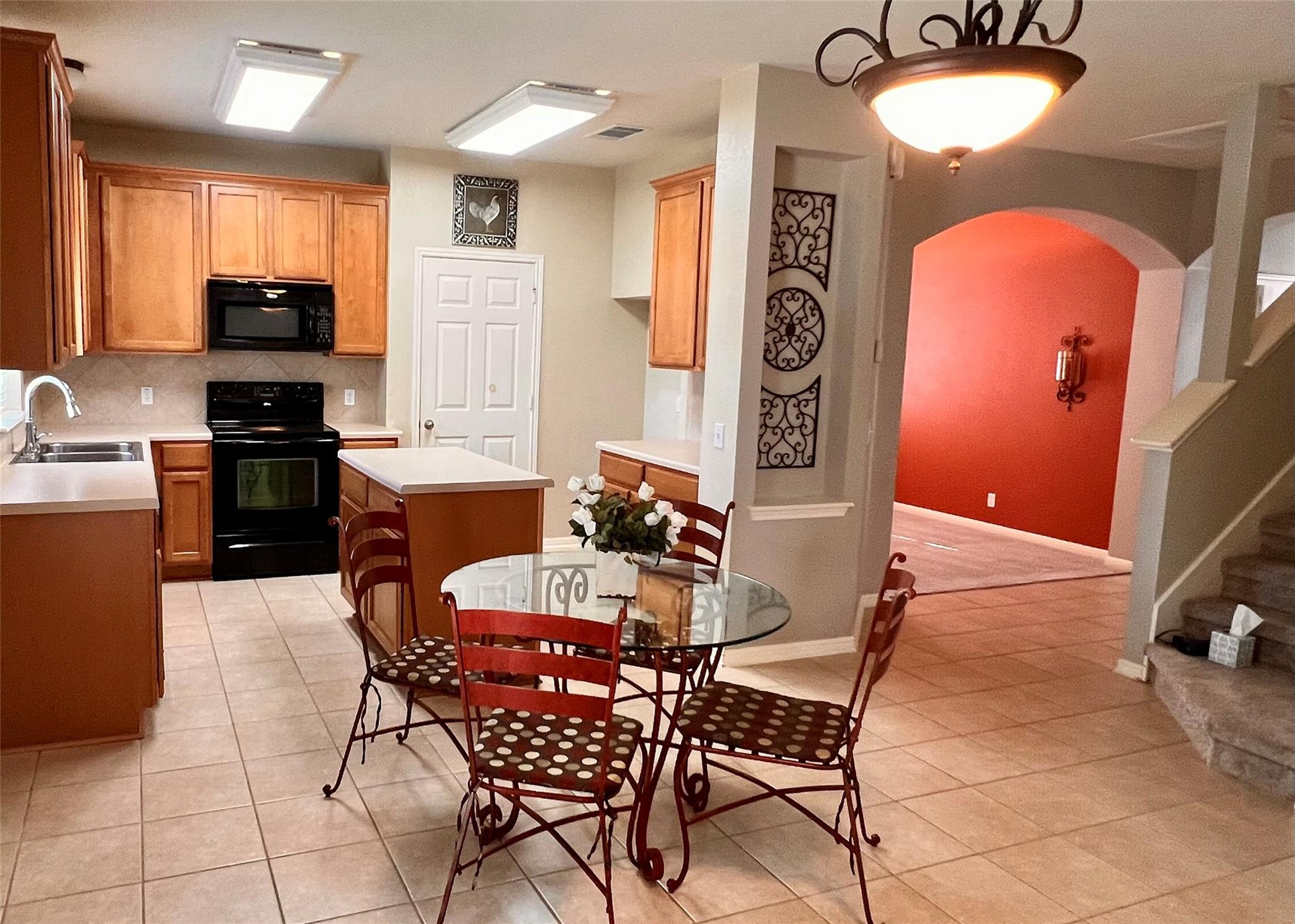 16616 Bridgefarmer BLVD, Pflugerville, TX 78660 photo 5
