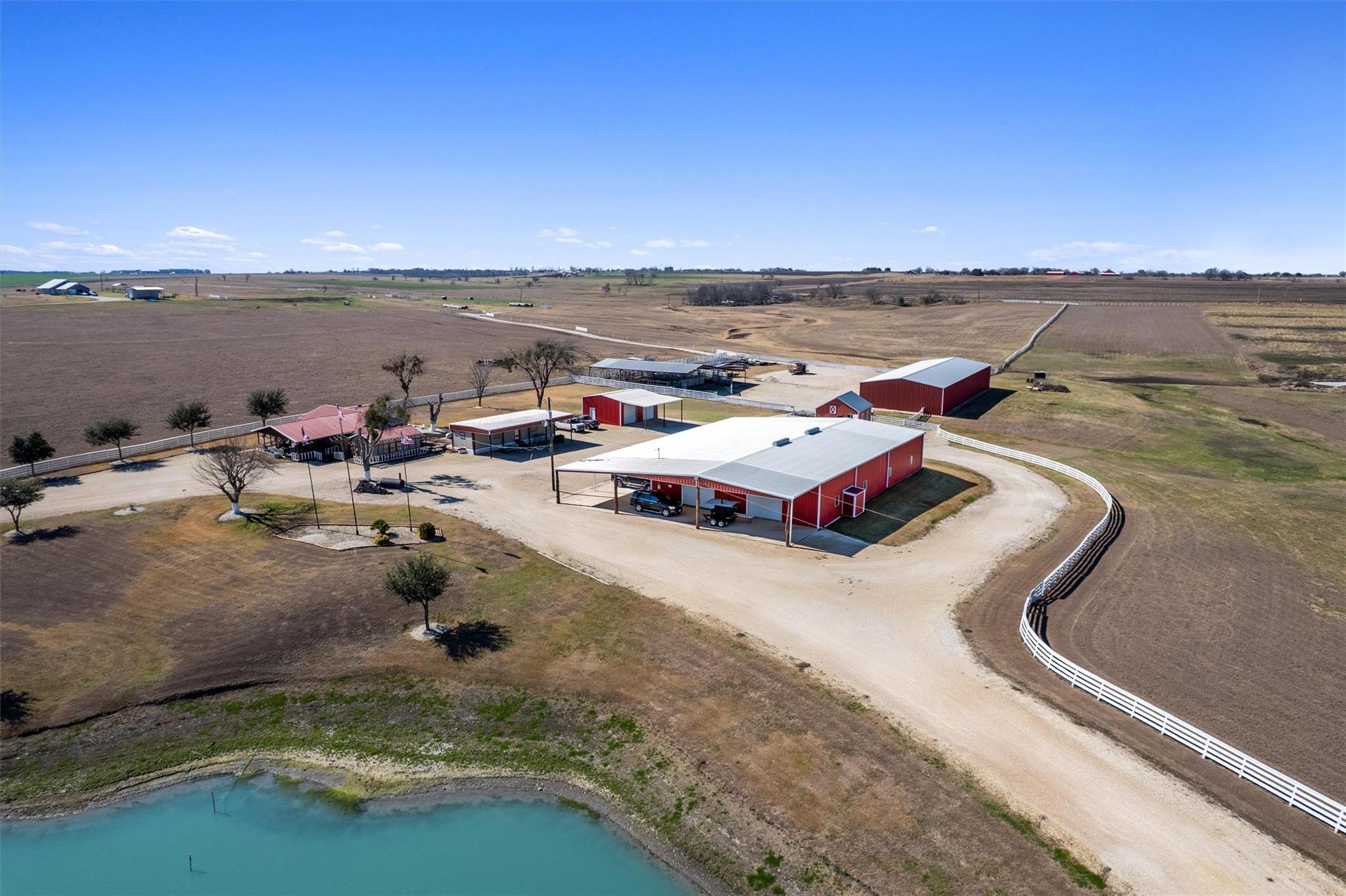 5300 County Road 424, Taylor, TX 76574 photo 4