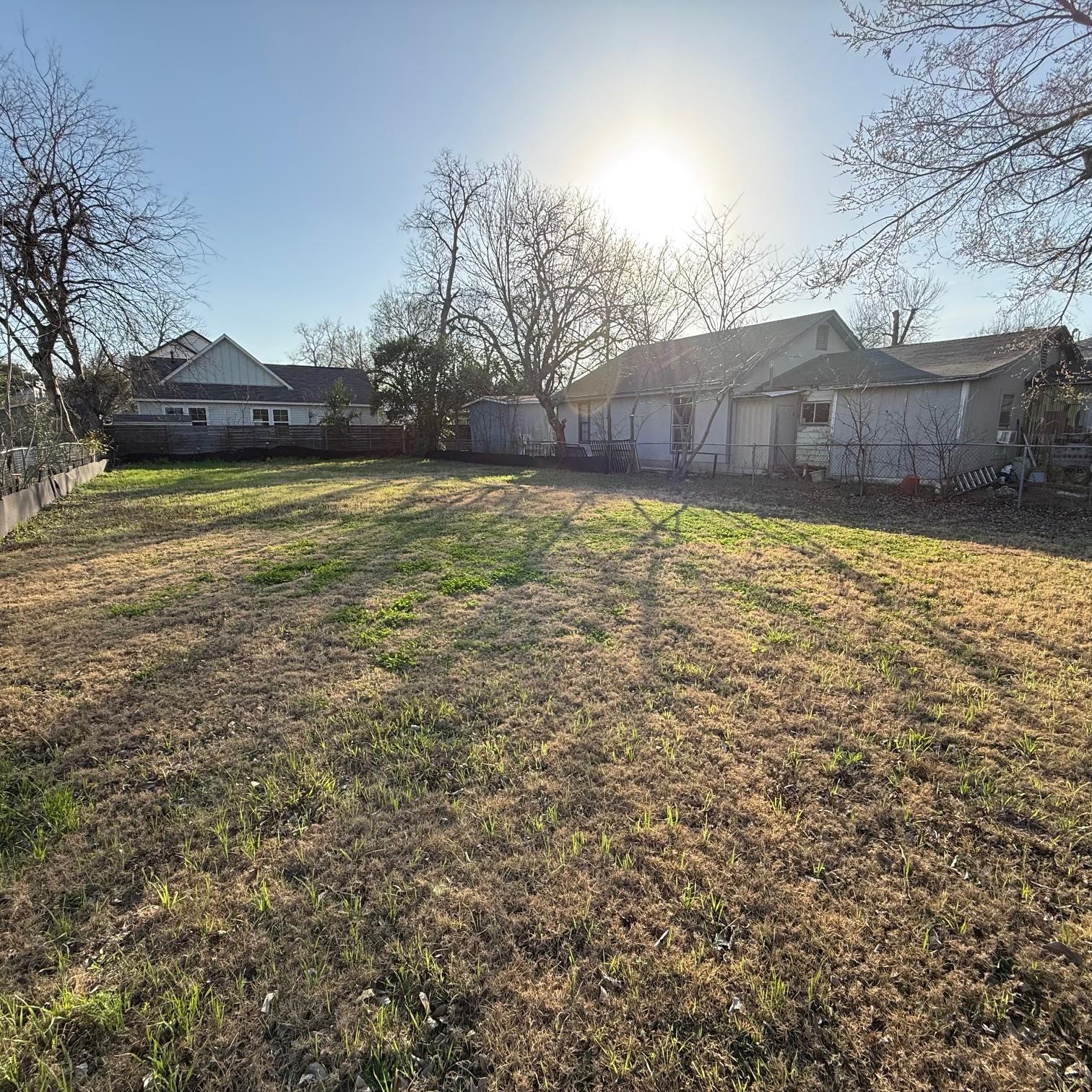 2707 Zaragosa ST, Austin, TX 78702 photo 5