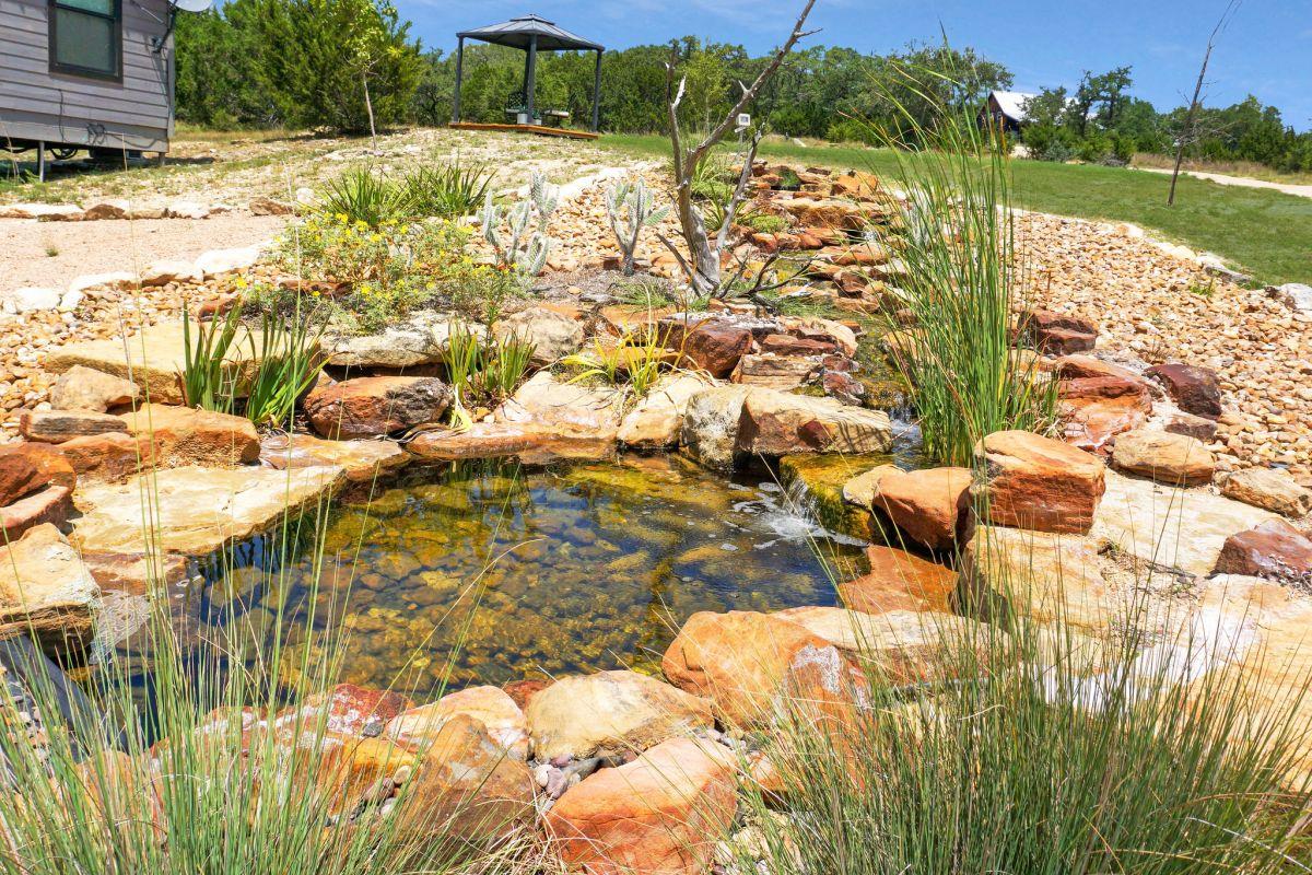 931 Sycamore Creek DR, Dripping Springs, TX 78620 photo 4