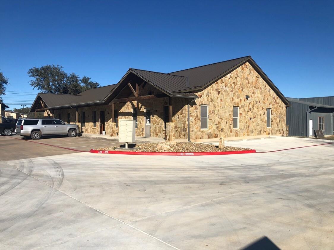 701 HWY 290 #103, Dripping Springs, TX 78620 photo 2