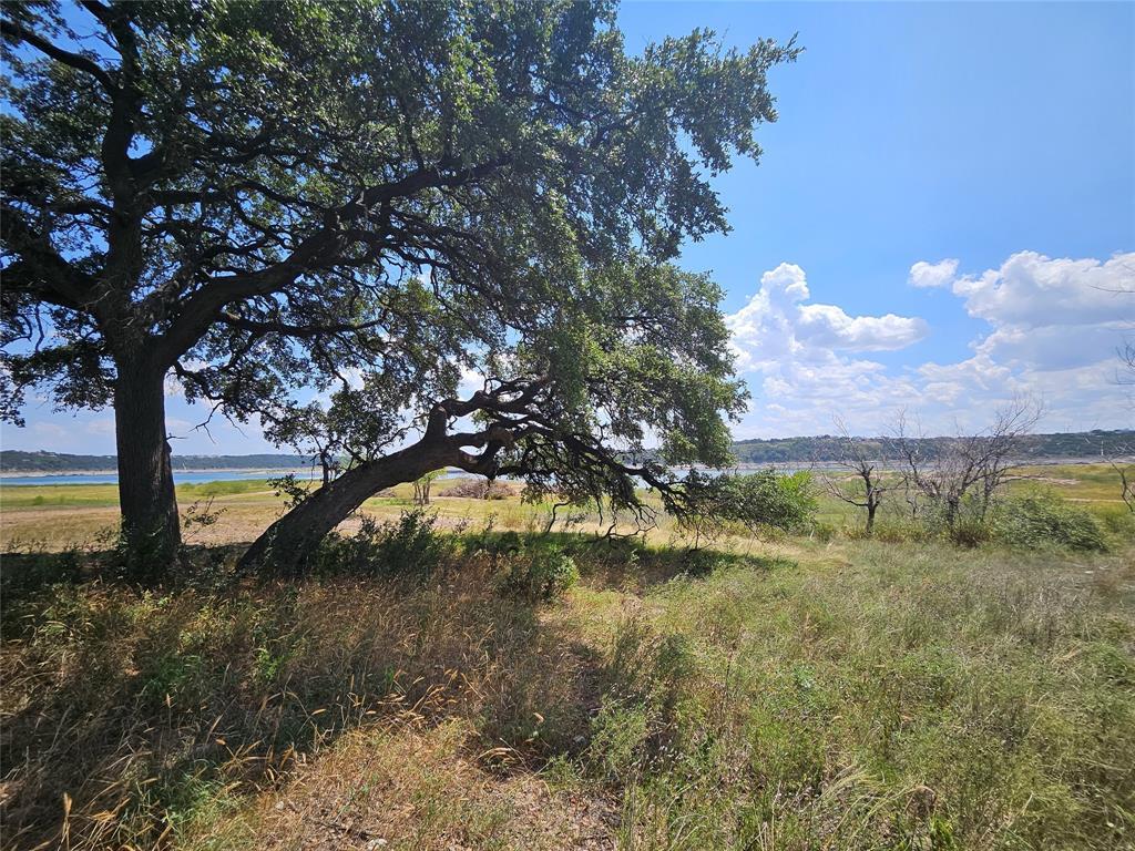 2913 Constitution SQ, Lago Vista, TX 78645 photo 5
