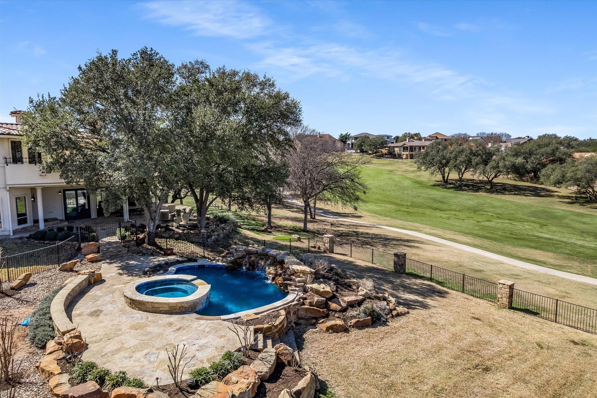 212 Florentine, Horseshoe Bay, TX 78657 photo 2