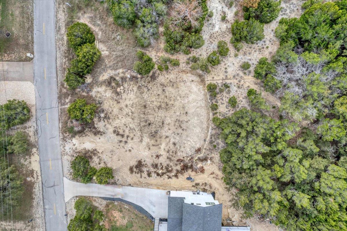 312 Alloway DR, Spicewood, TX 78669 photo 5