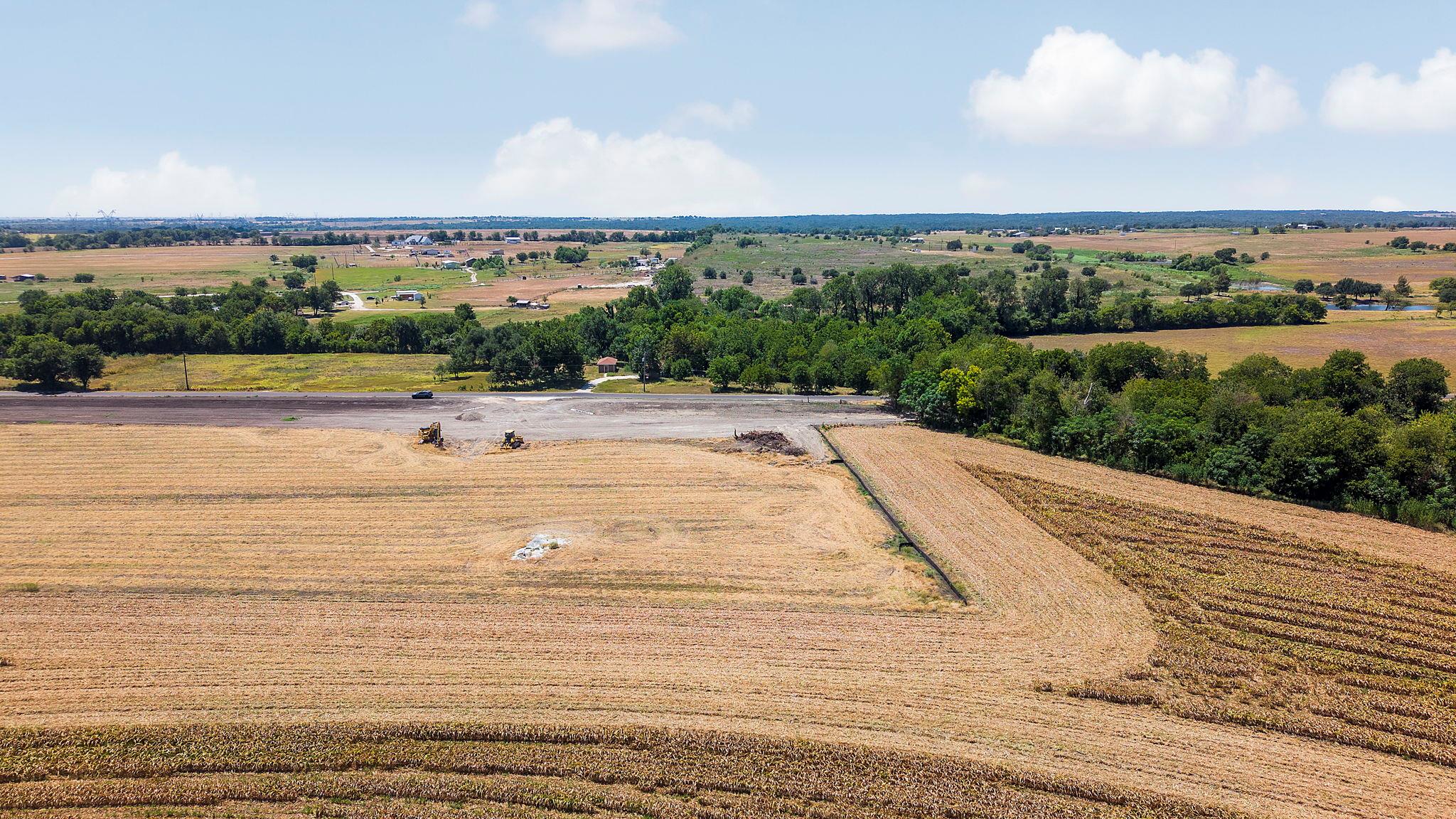 Lot 1 CR 330, Granger, TX 76530 photo 2