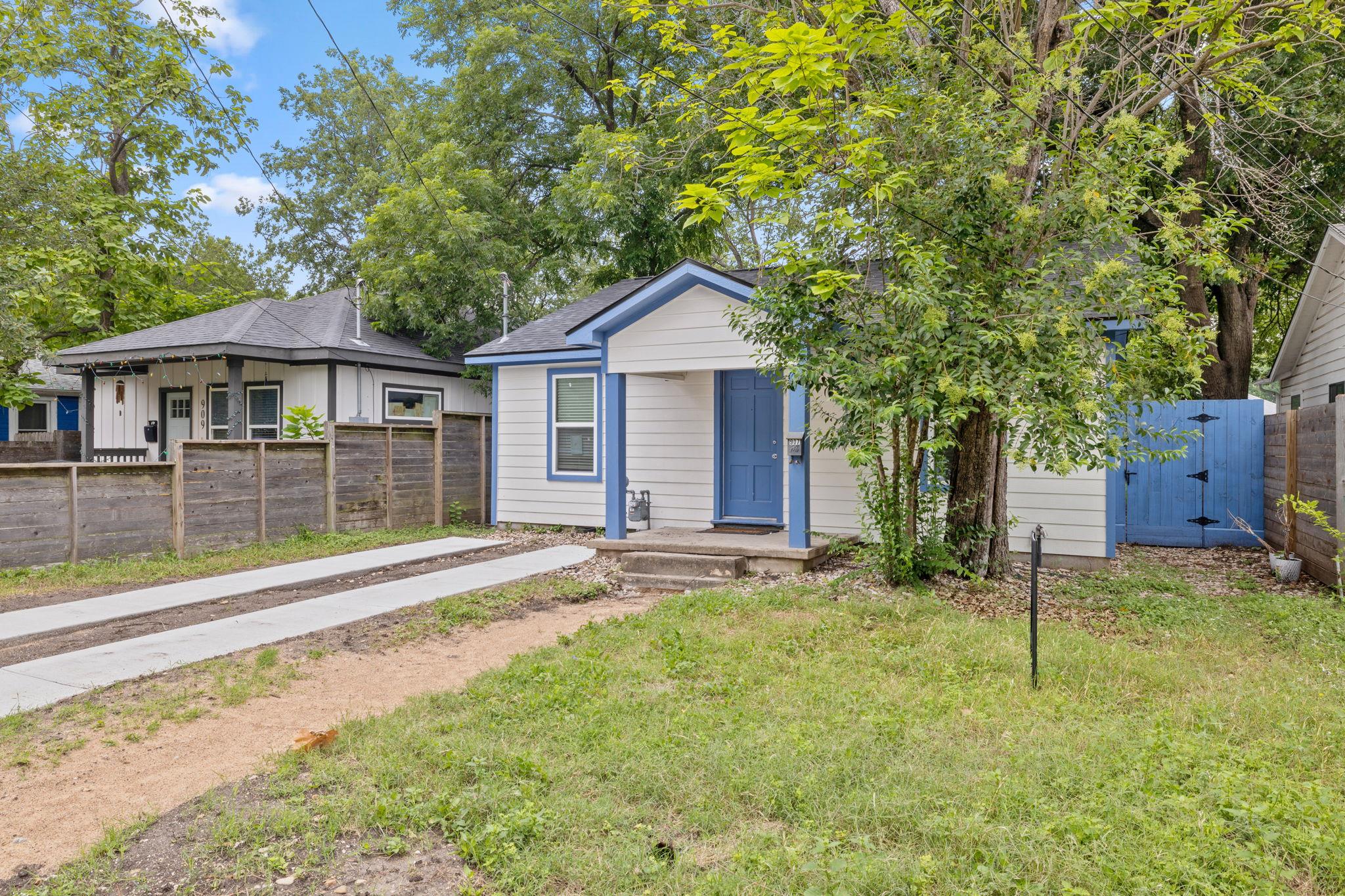 907 53rd ST, Austin, TX 78751 photo 3