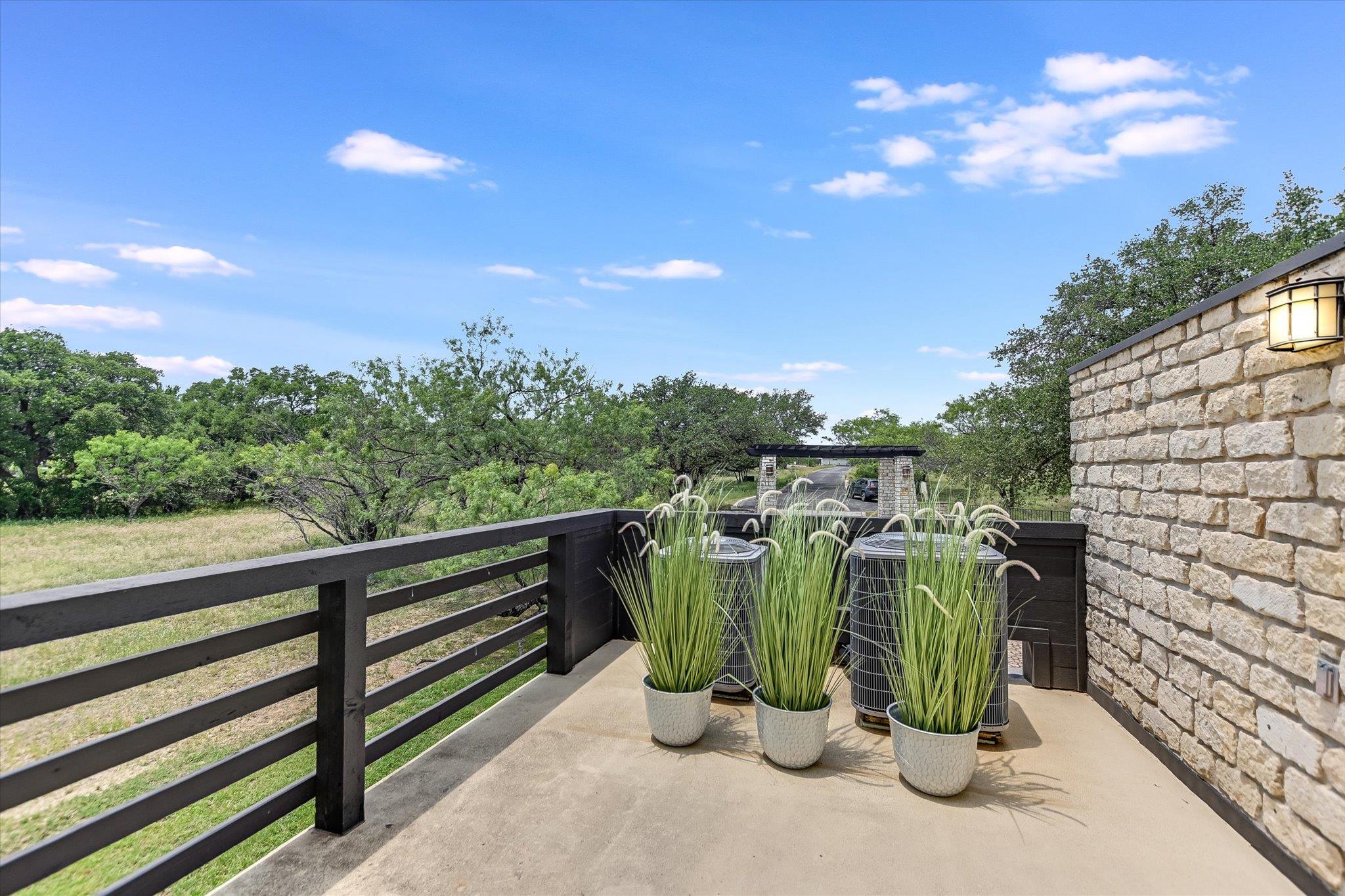 402 Lost Echo #8, Horseshoe Bay, TX 78657 photo 3