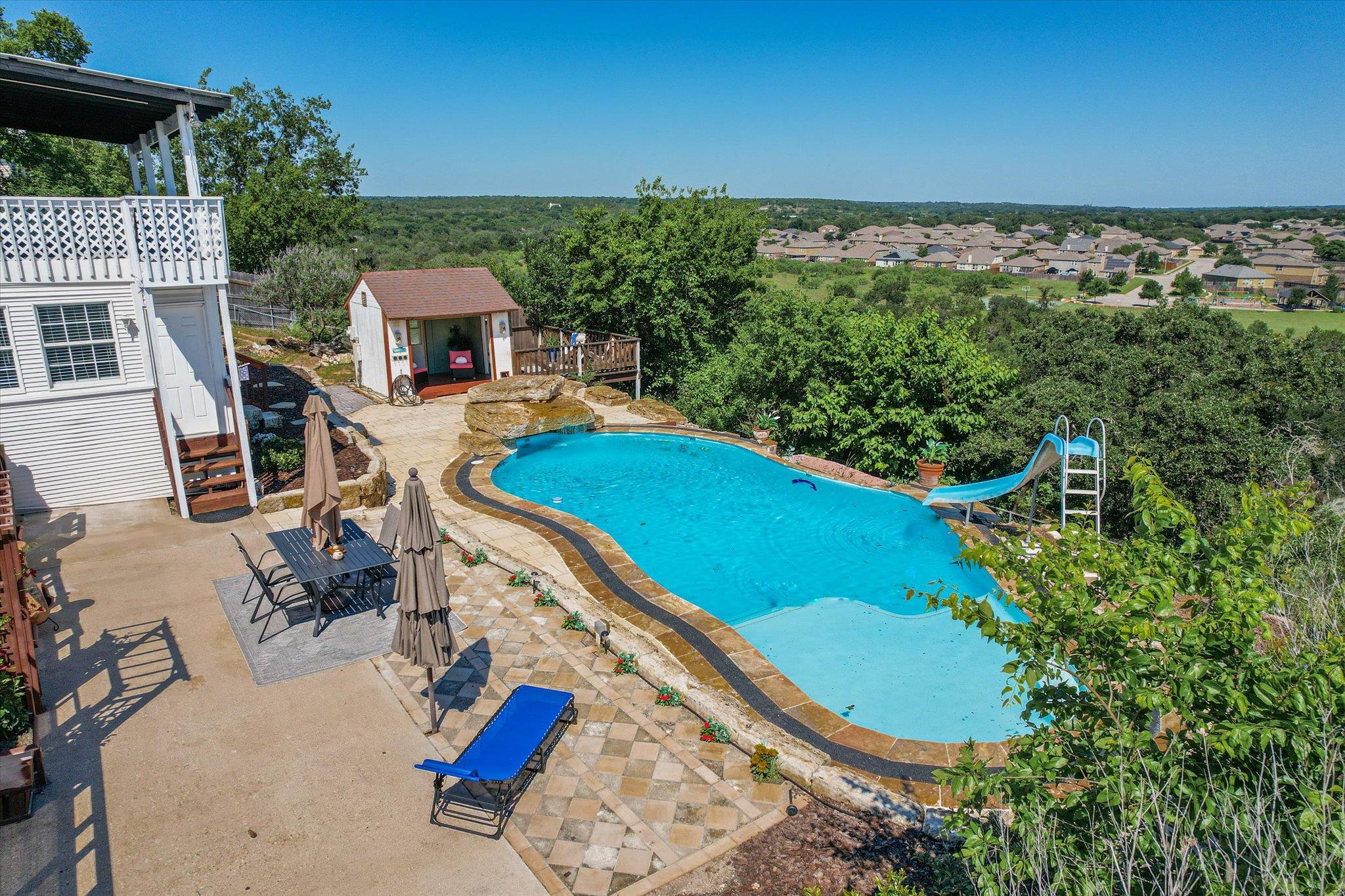 131 High Gabriel DR, Leander, TX 78641 photo 3