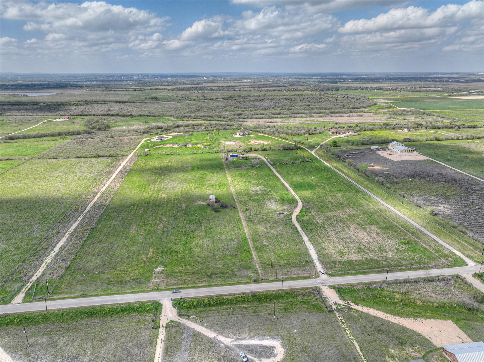 1550 Scull RD, San Marcos, TX 78666 photo 4