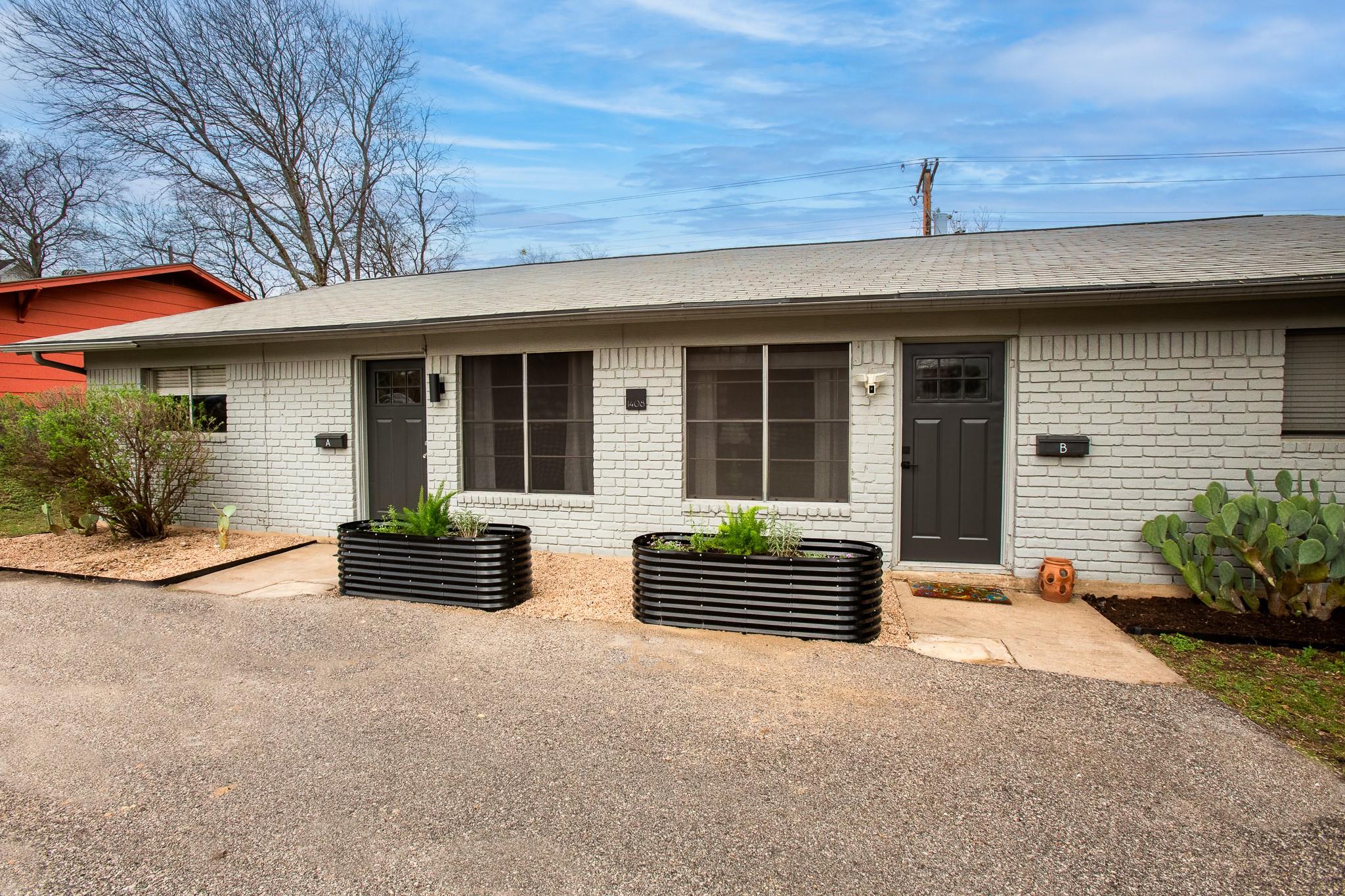 Duplex in North University area