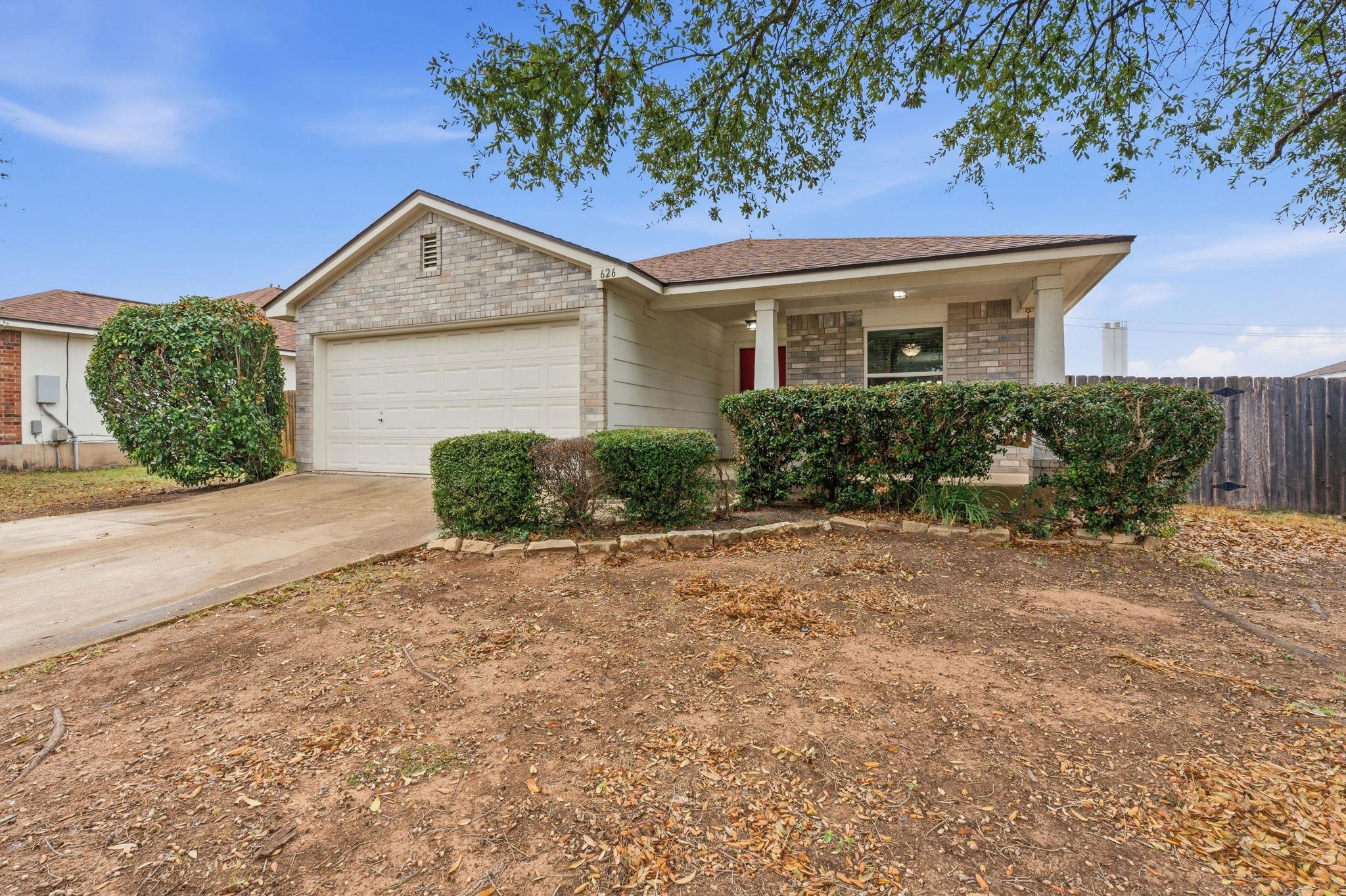 626 Atlantis, Kyle, TX 78640 photo 2