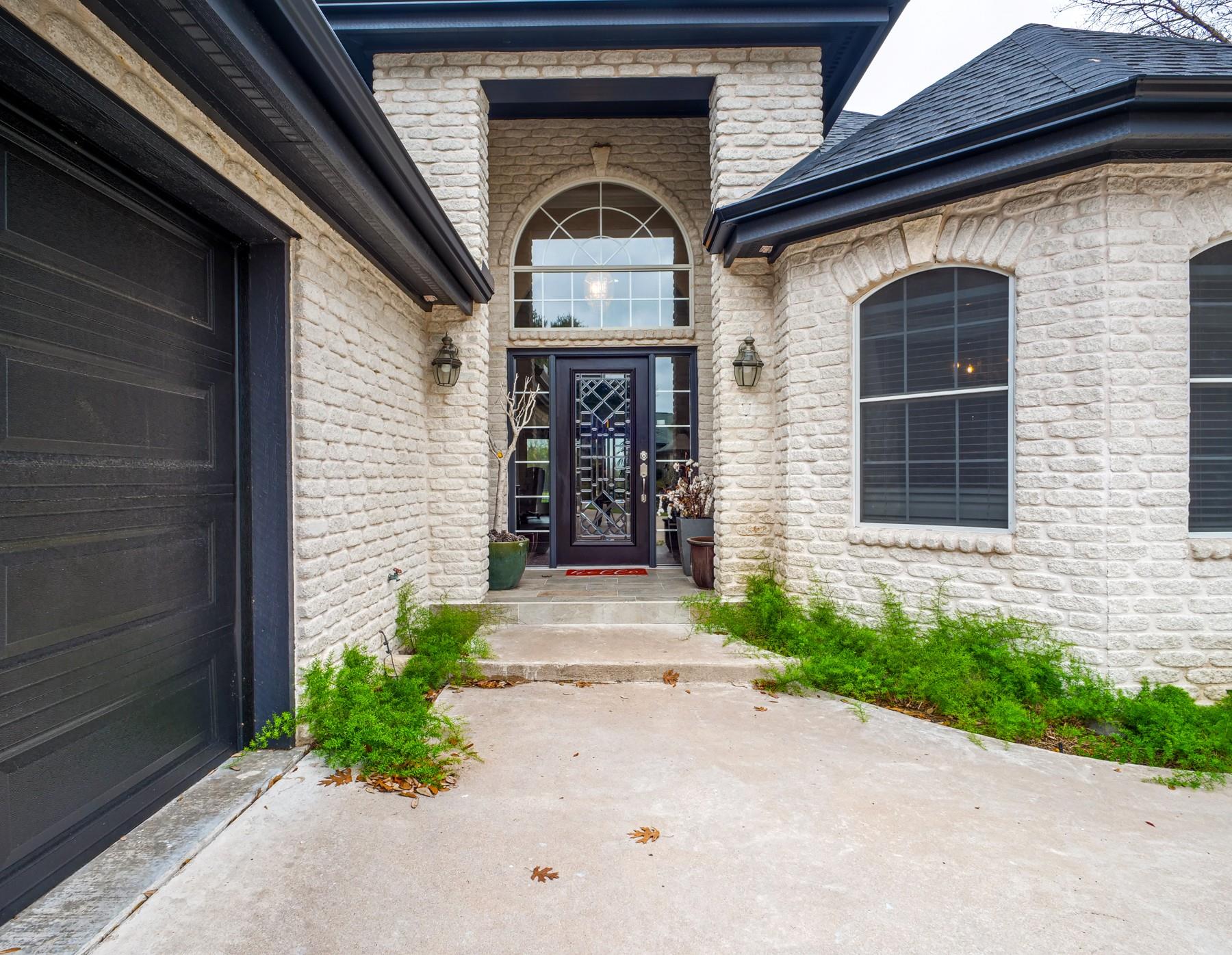 415 Saint Andrews ST, Meadowlakes, TX 78654 photo 3