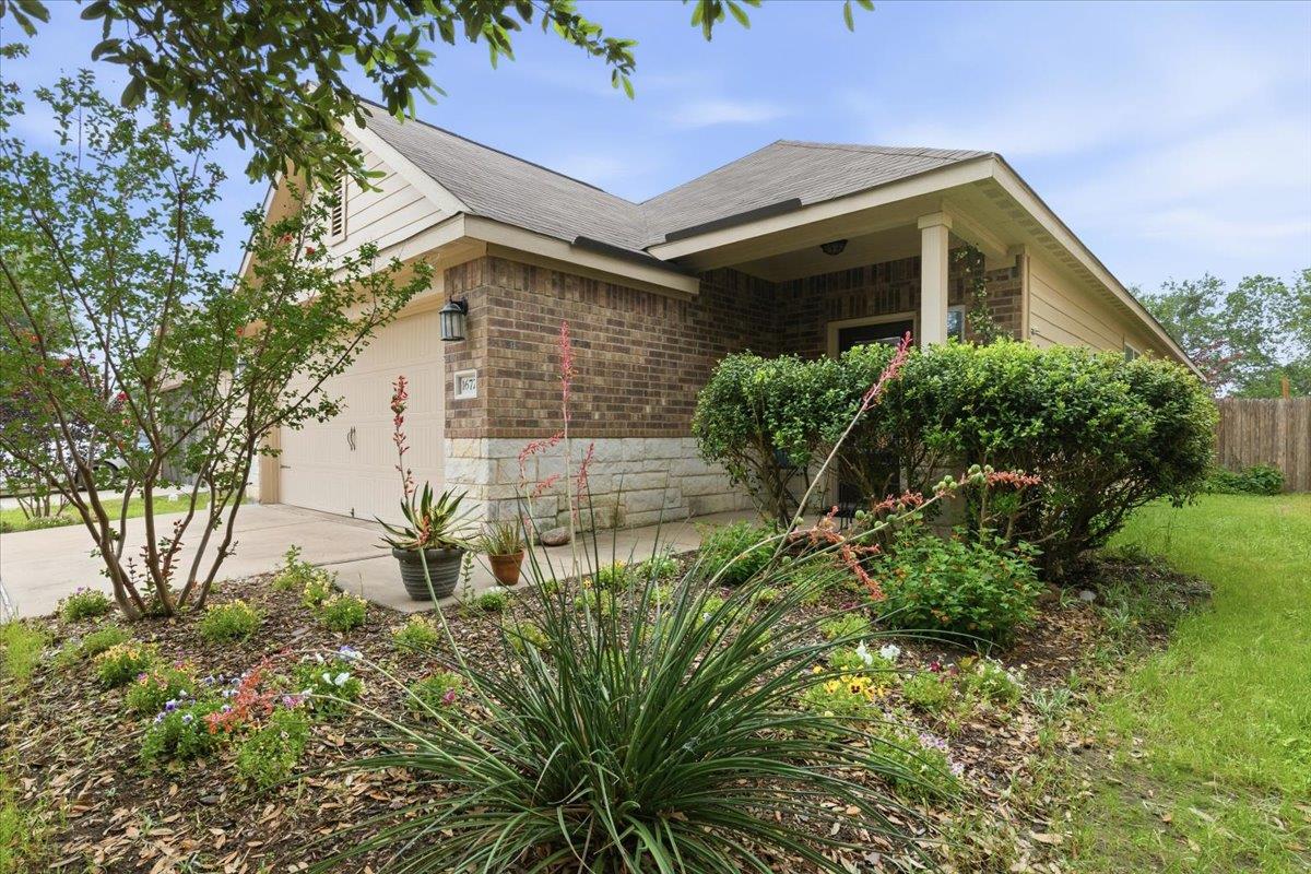 1672 Treeta TRL, Kyle, TX 78640 photo 3