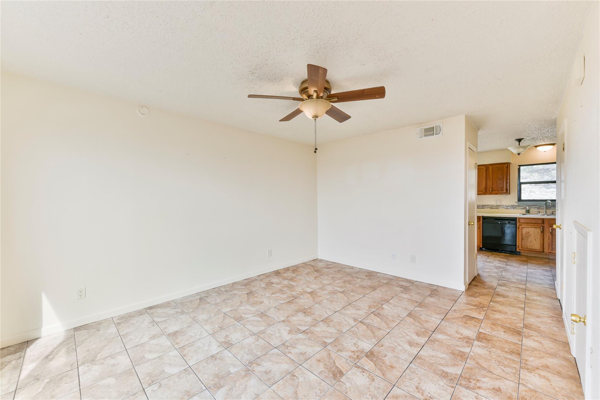 21459 Coyote TRL #B2, Lago Vista, TX 78645 photo 5