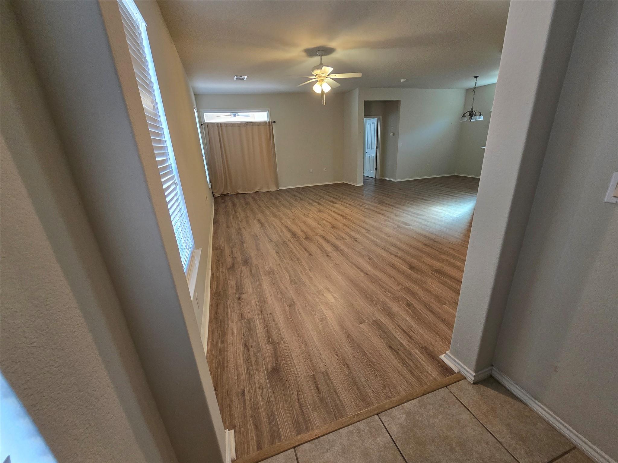 108 Granite Peak CV, Georgetown, TX 78633 photo 4