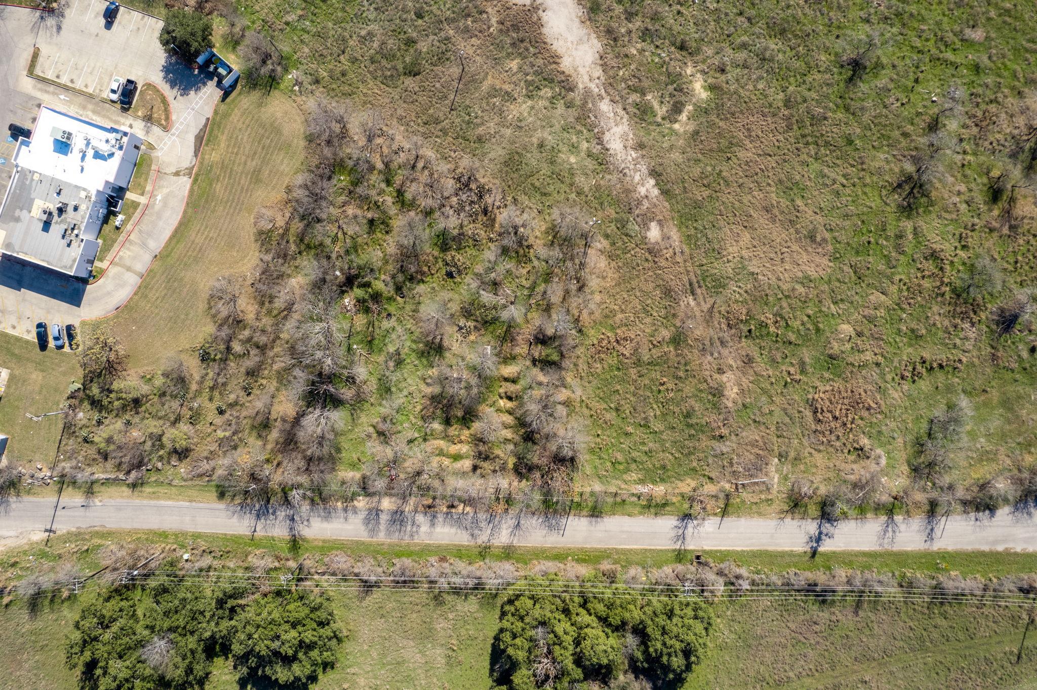1701 Manchaca Springs RD, Buda, TX 78610 photo 3