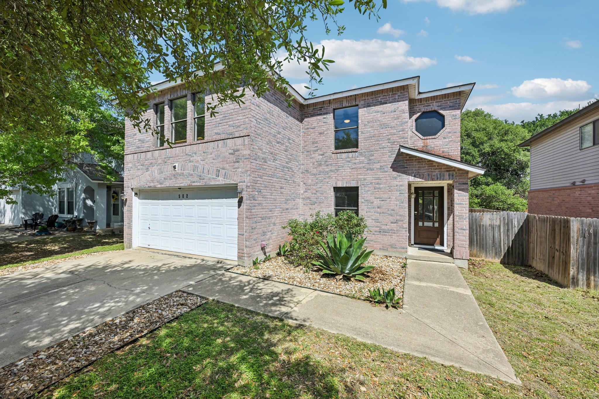 502 Woodford DR, Cedar Park, TX 78613 photo 2