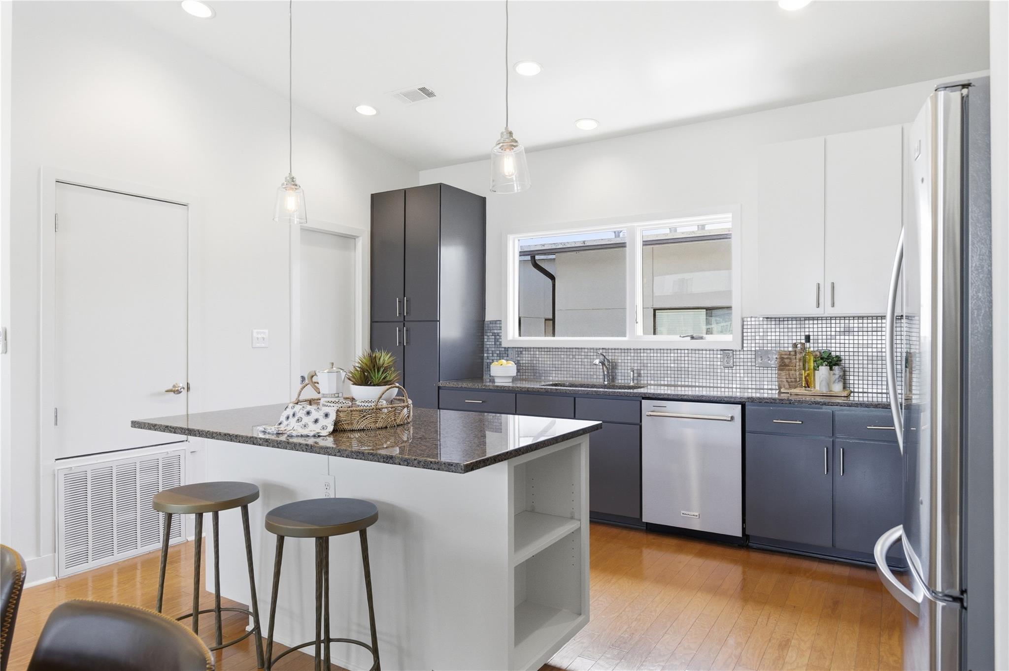 1702 Lamar BLVD #12, Austin, TX 78704 photo 5