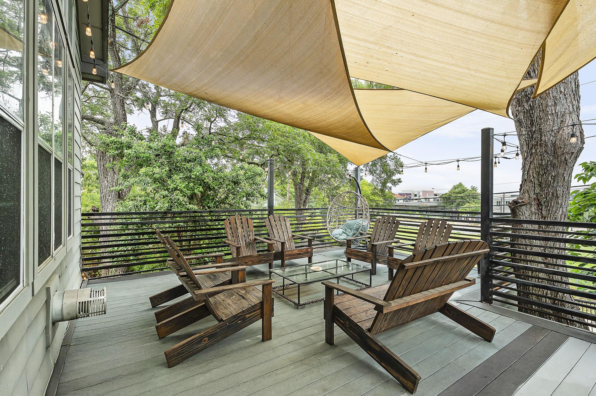 1007 8th ST, Austin, TX 78702 photo 2