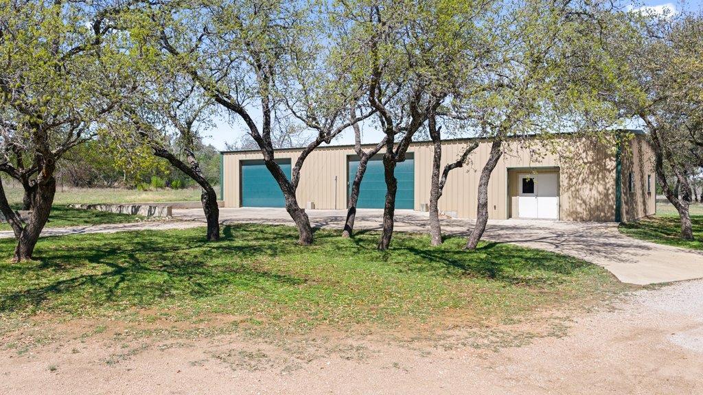 434 Turner CT, Johnson City, TX 78636 photo 5