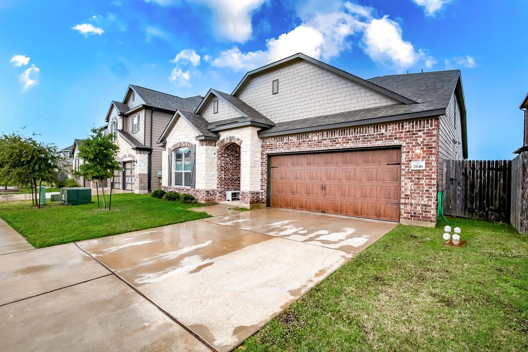 7616 Groundhog WAY, Austin, TX 78744 photo 3