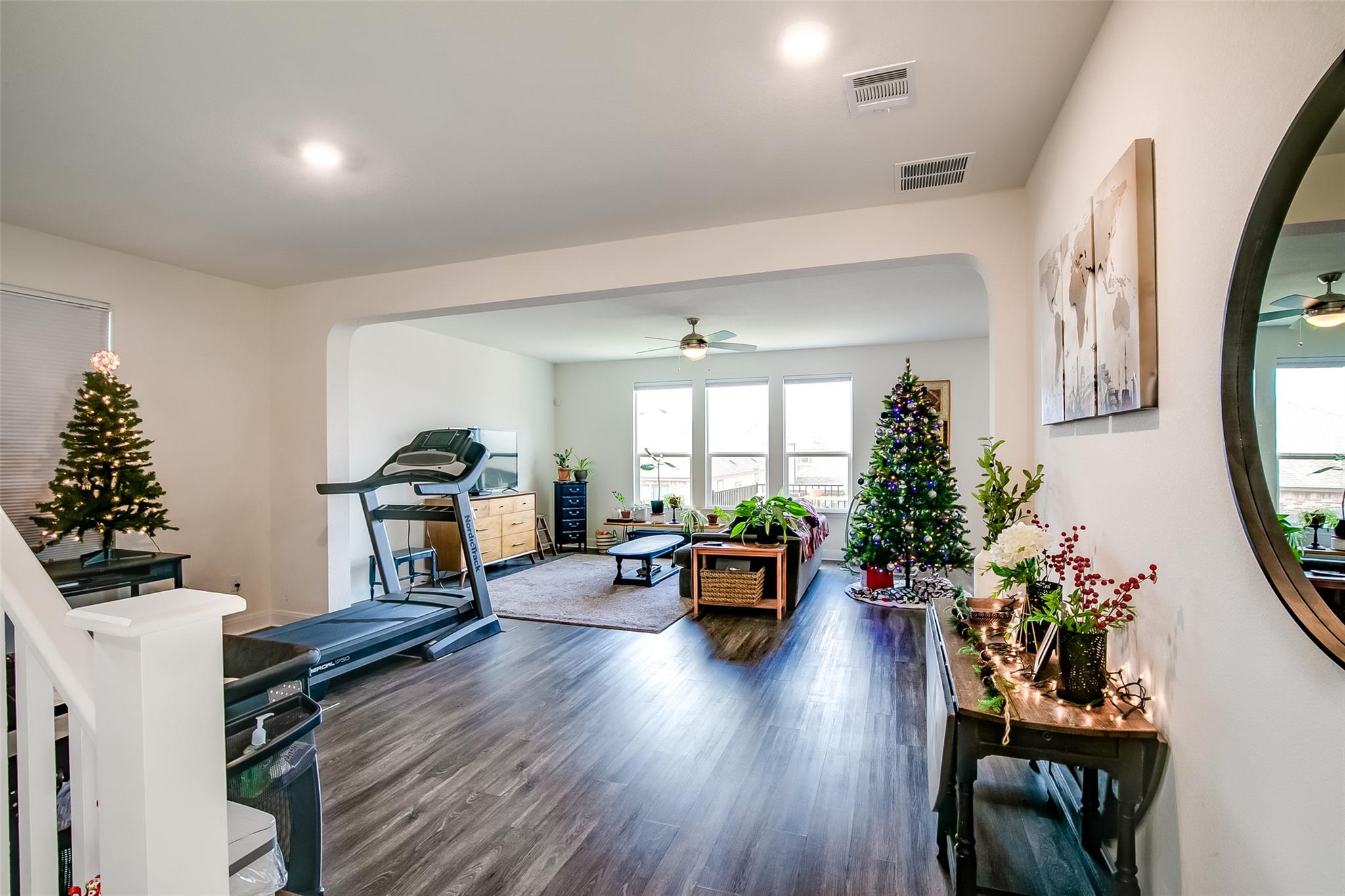 7616 Groundhog WAY, Austin, TX 78744 photo 5