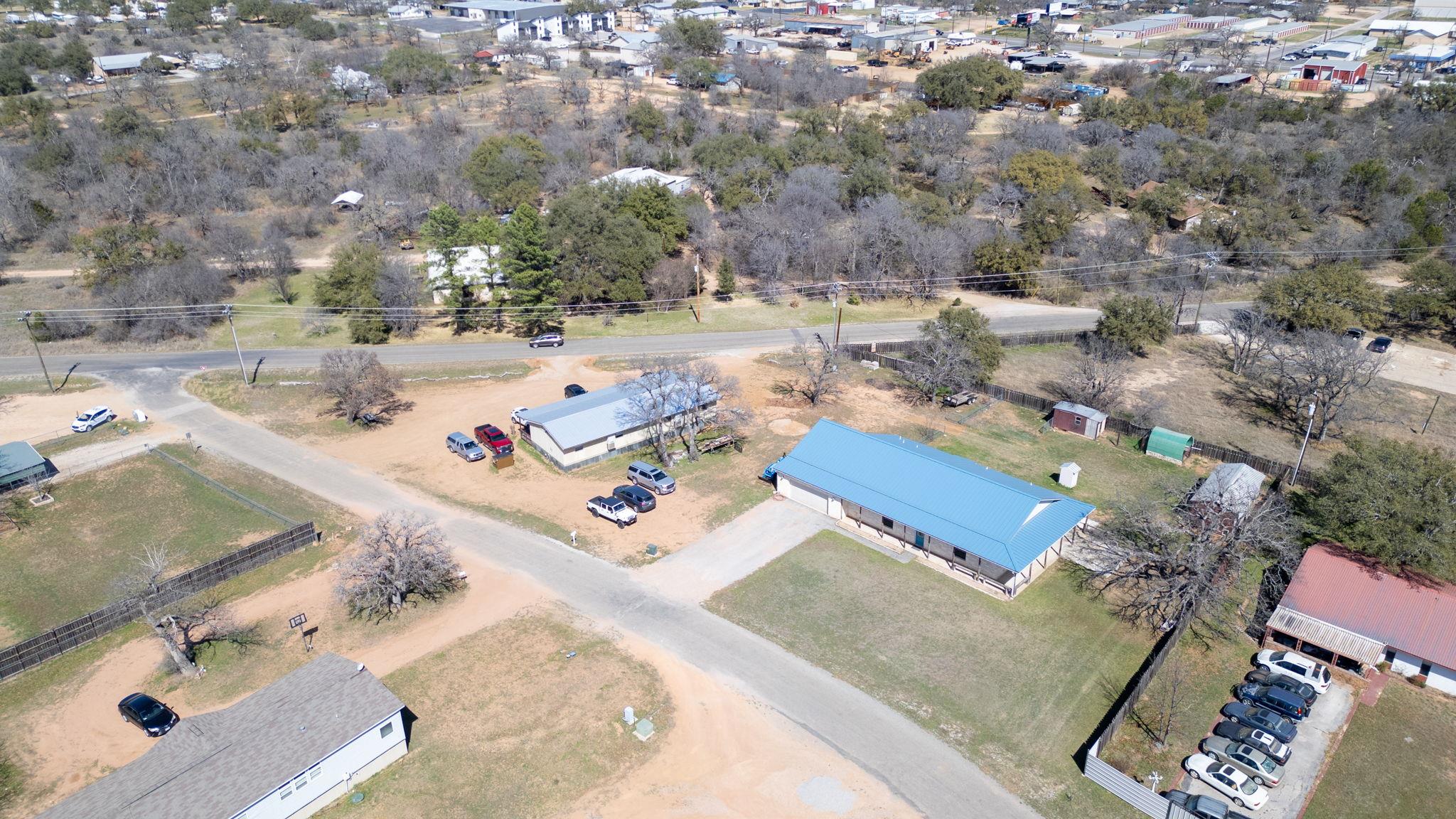2207 Boxwood CIR, Kingsland, TX 78639 photo 4