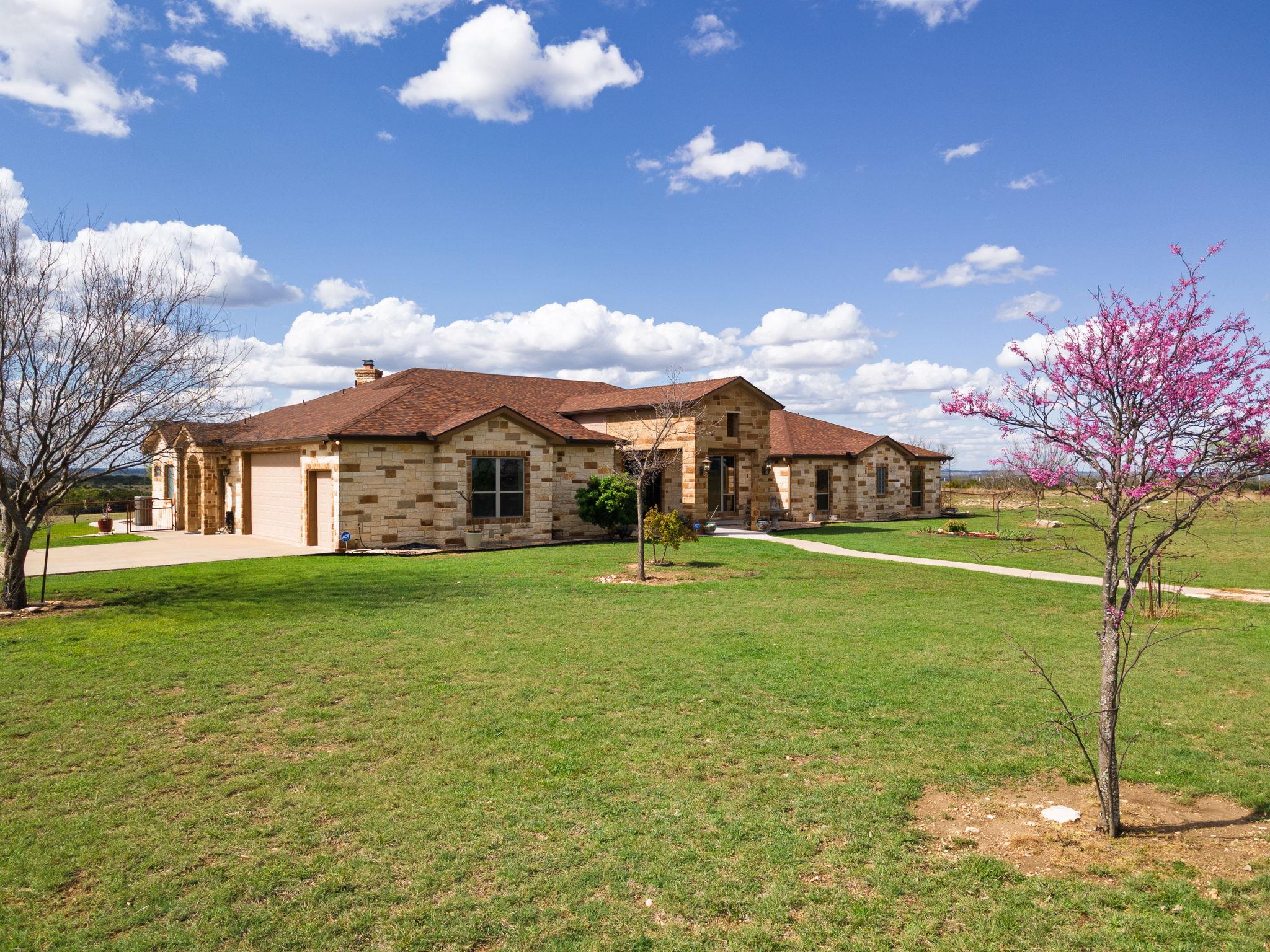 5450 County Road 101, Lampasas, TX 76550 photo 5
