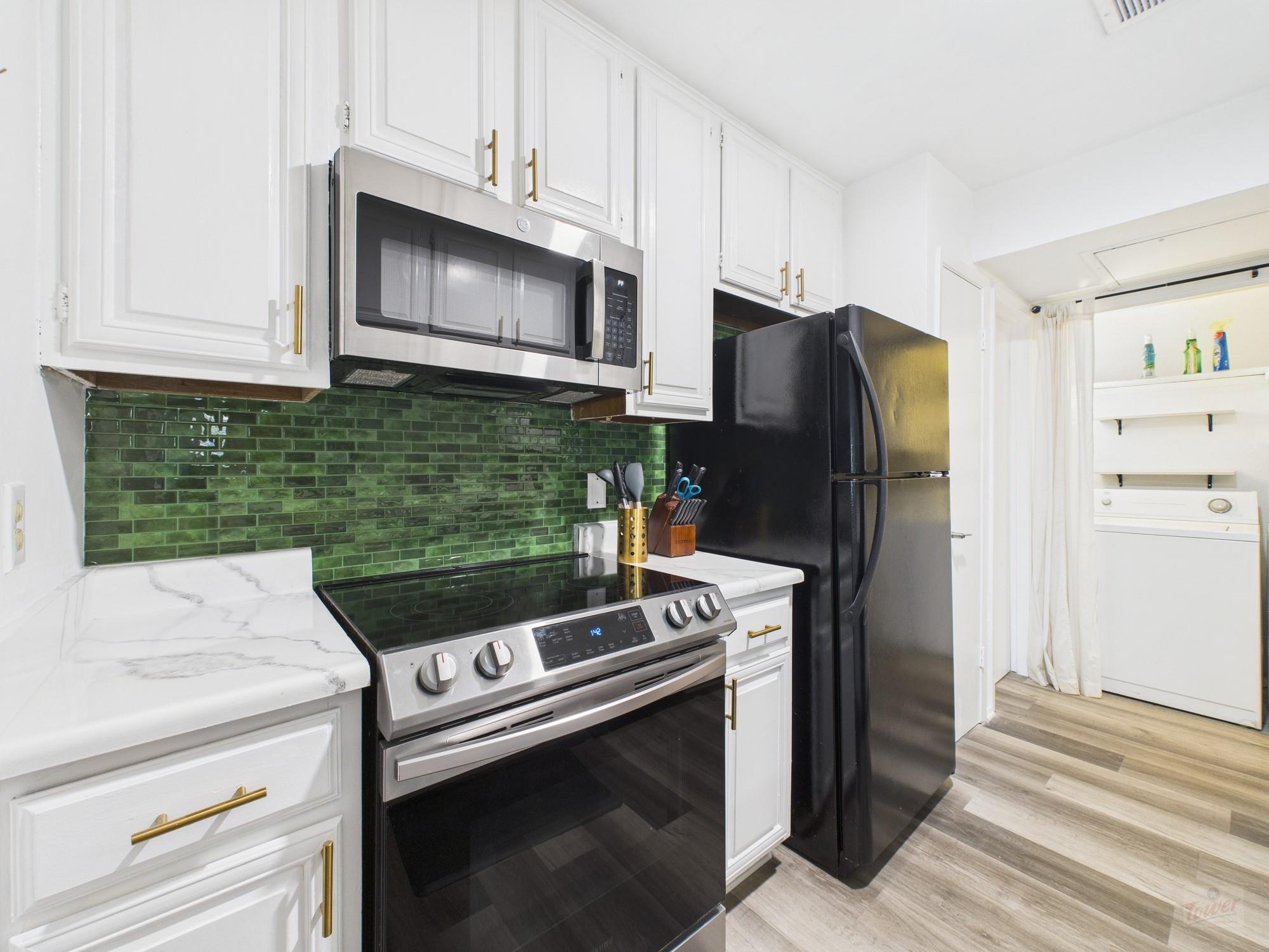 806 24th ST #300, Austin, TX 78705 photo 5