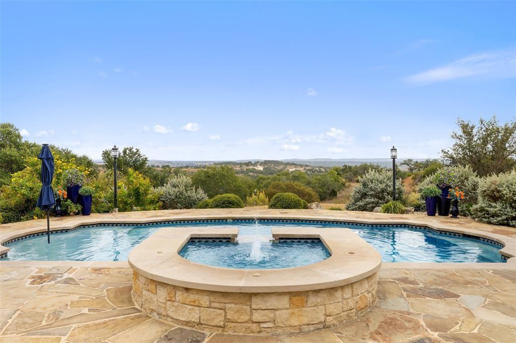 1900 Byrd Ranch RD, Johnson City, TX 78636 photo 2