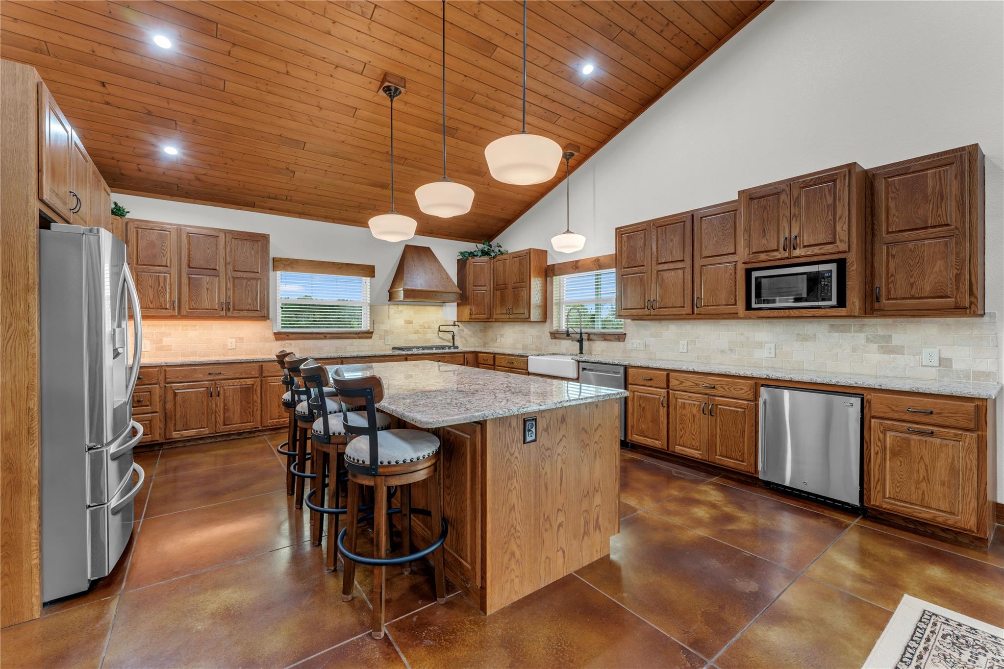 5020 County Road 252, Bertram, TX 78605 photo 3