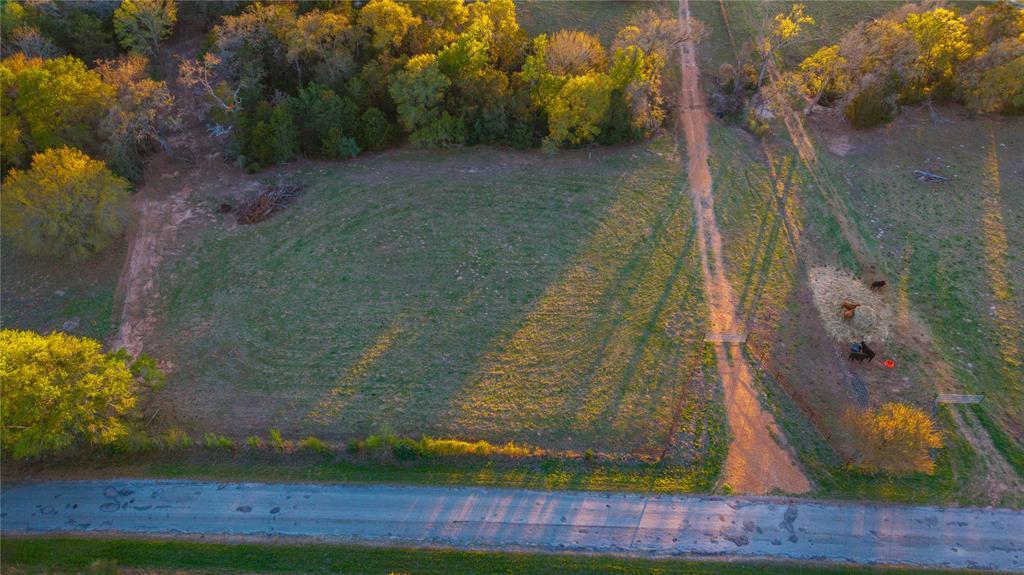 1700 County Road 216, Giddings, TX 78942 photo 3