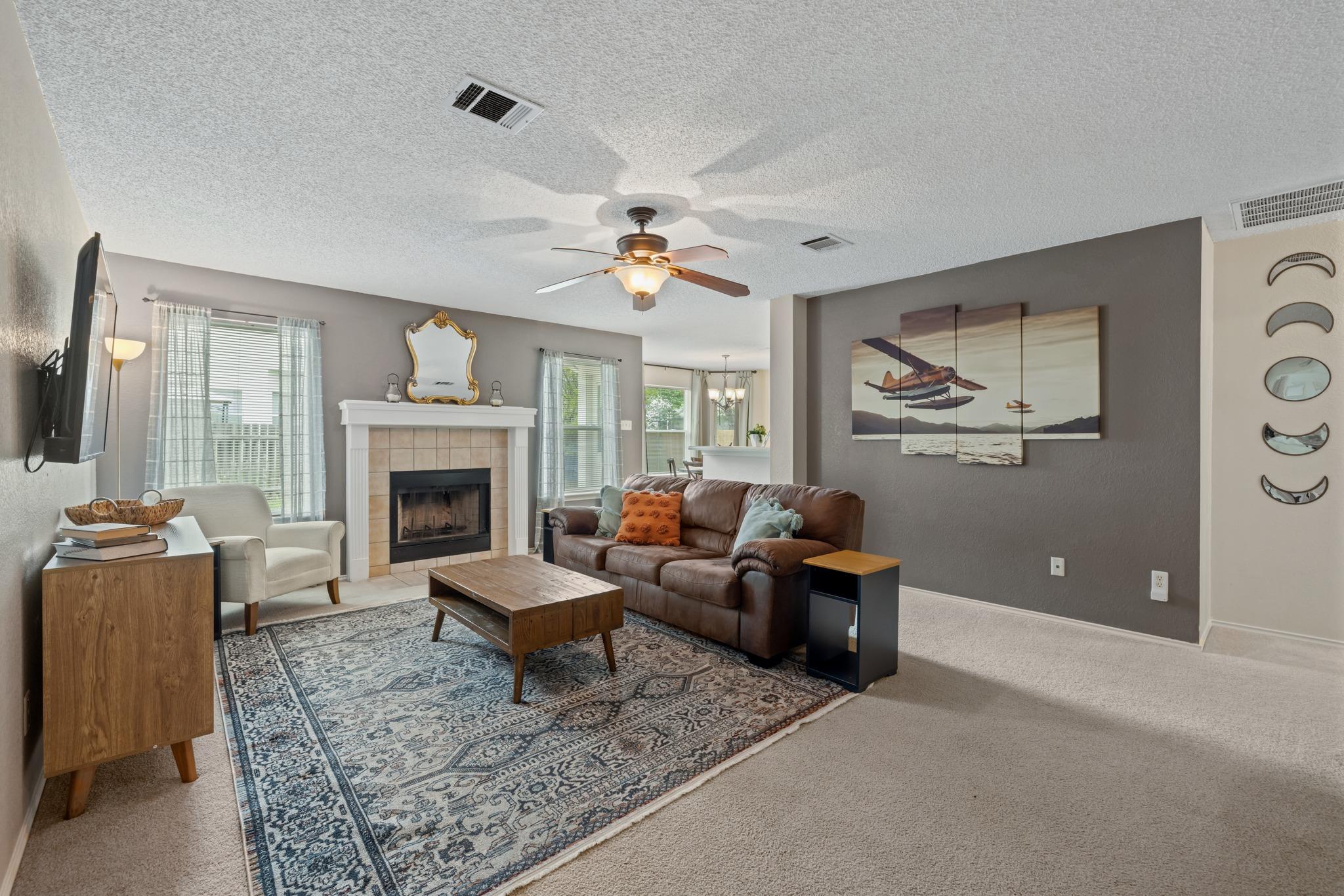 1312 Terra ST, Round Rock, TX 78665 photo 2