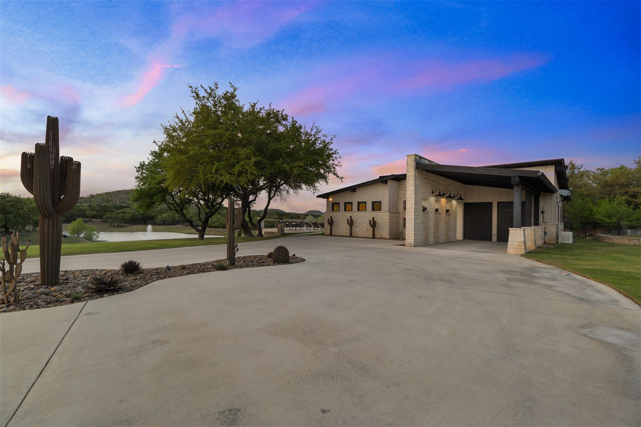 101 Rolling Hills RD, Blanco, TX 78606 photo 4