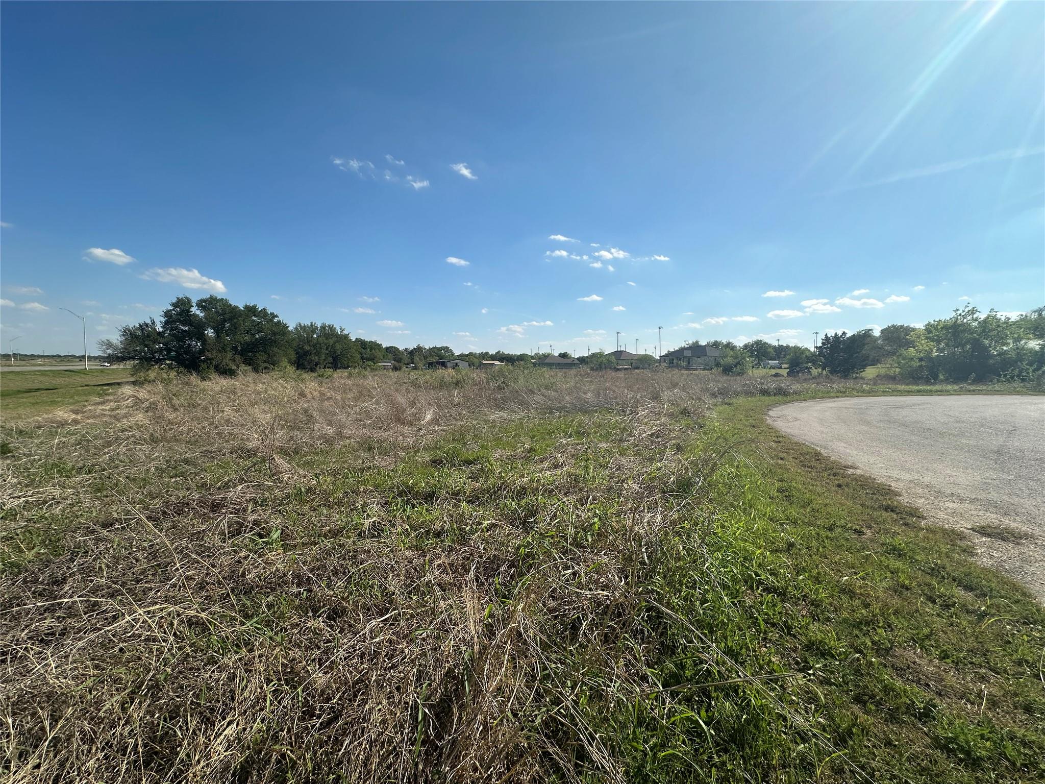 320 & 330 Tomlinson ST, Florence, TX 76527 photo 4