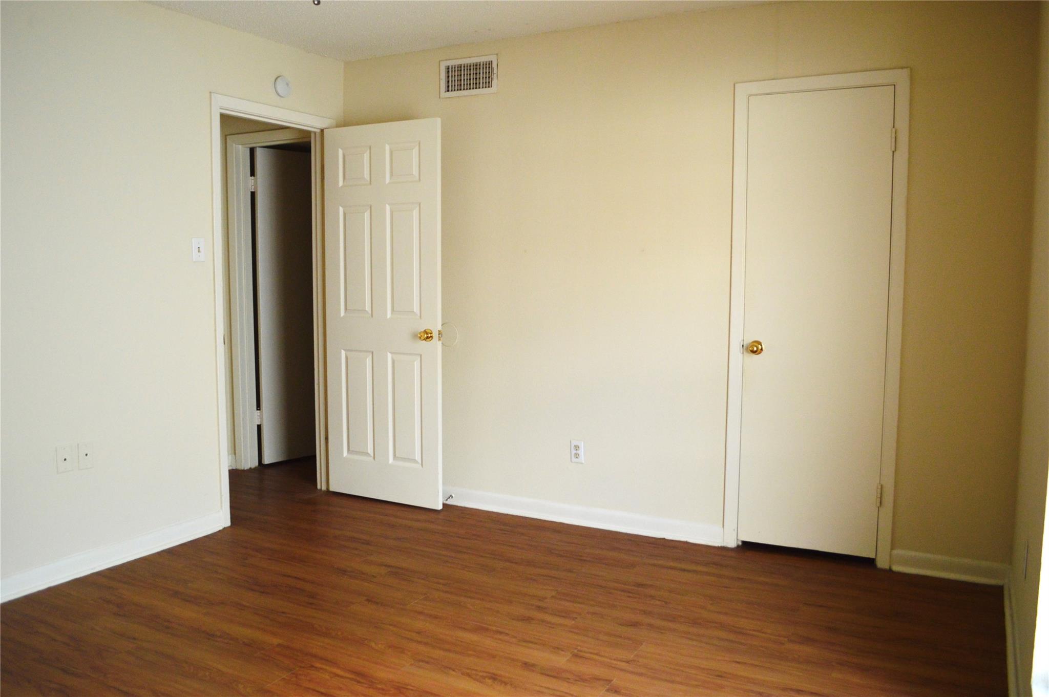 4709 Harmon Ave #305, Austin, TX 78751 photo 5