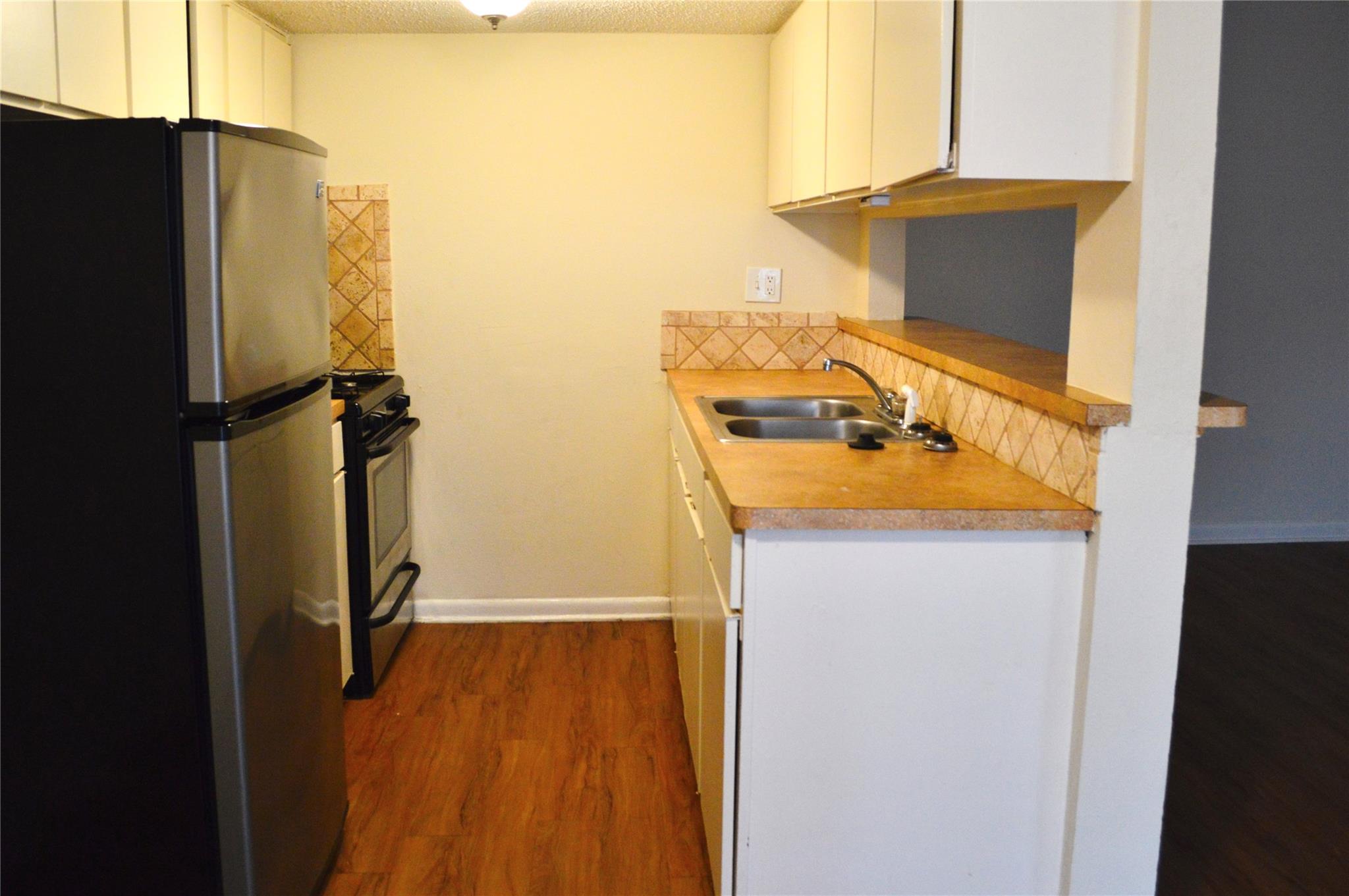 4709 Harmon Ave #305, Austin, TX 78751 photo 4