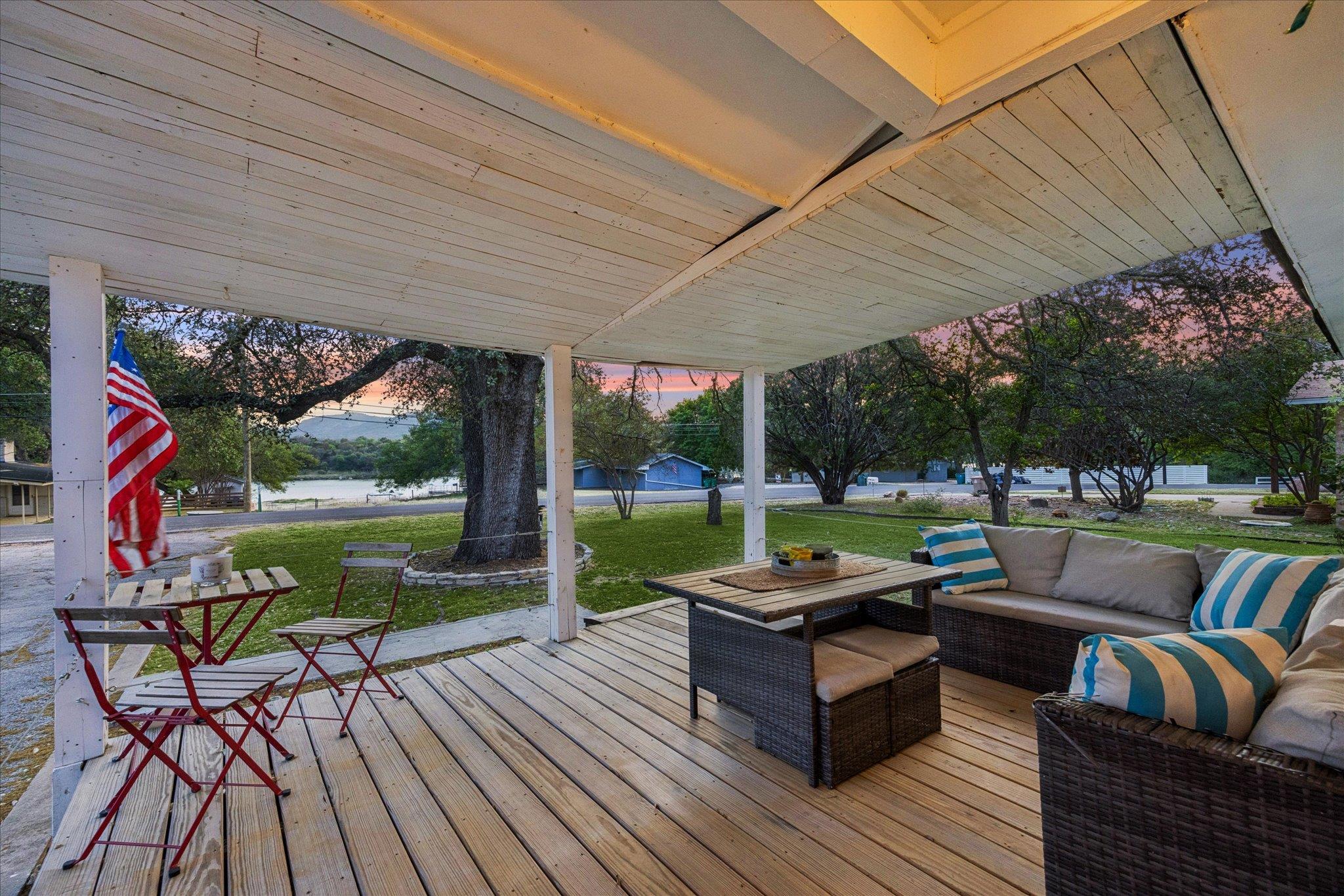 4247 River Oaks DR, Kingsland, TX 78639 photo 5