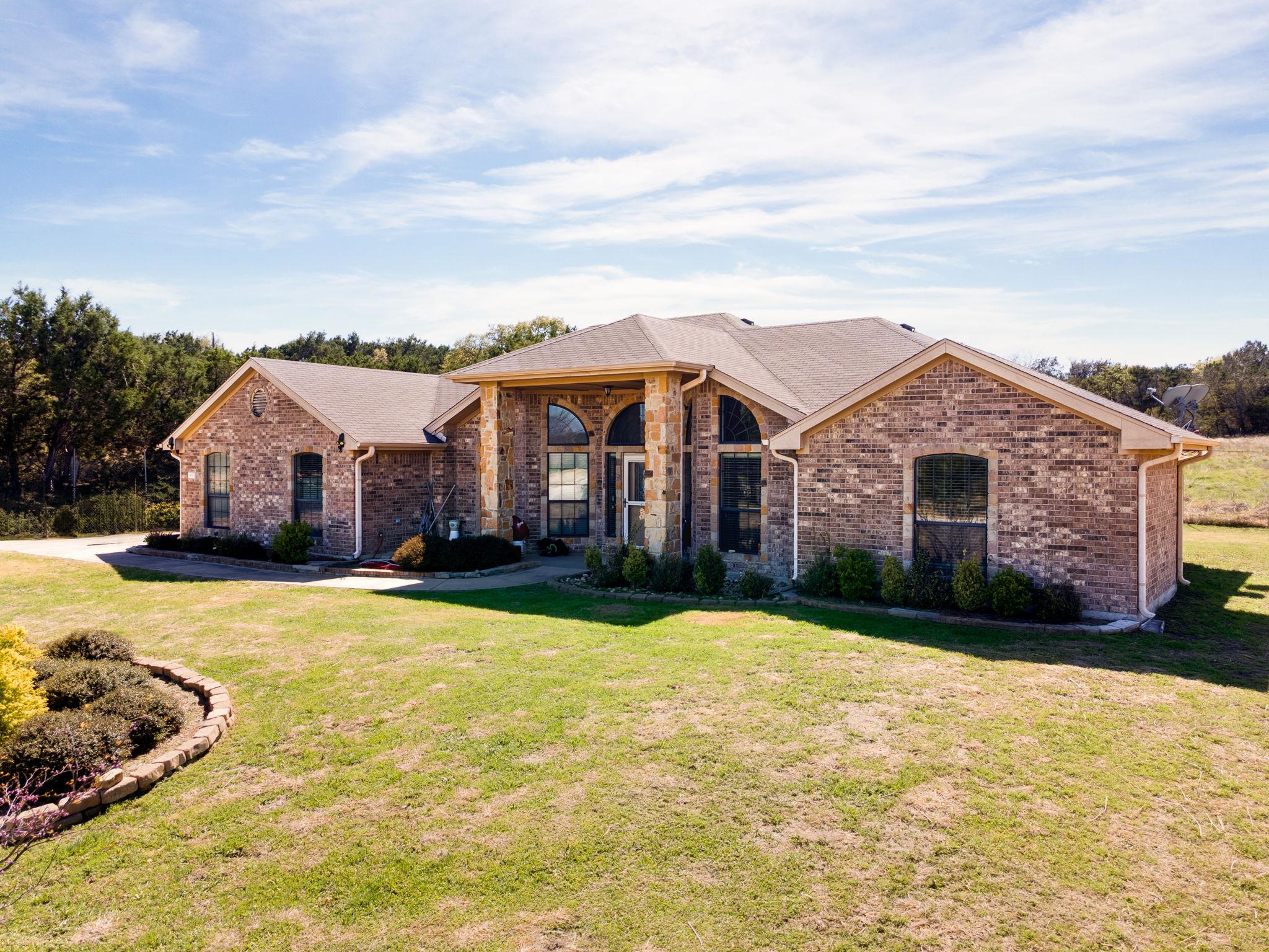 1467 County Road 4820, Kempner, TX 76539 photo 2