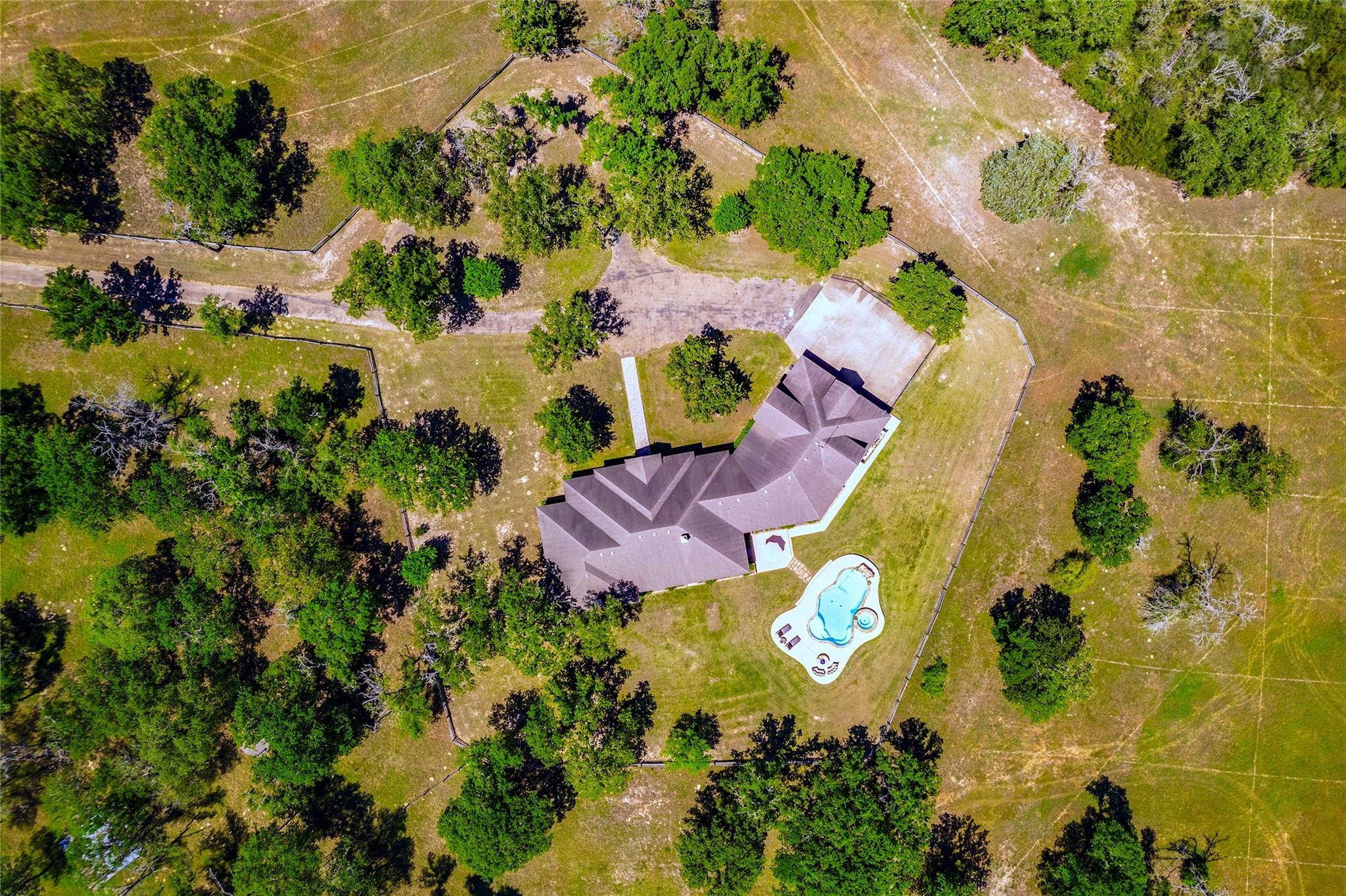 17270 FM 112, Thrall, TX 76578 photo 4
