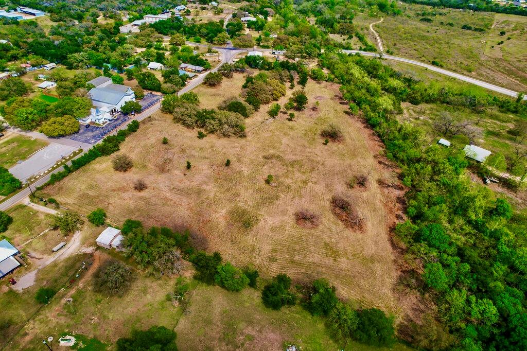 7908 CR 404, Spicewood, TX 78669 photo 2