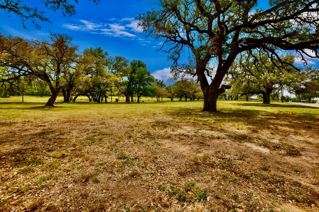 7908 CR 404, Spicewood, TX 78669 photo 5
