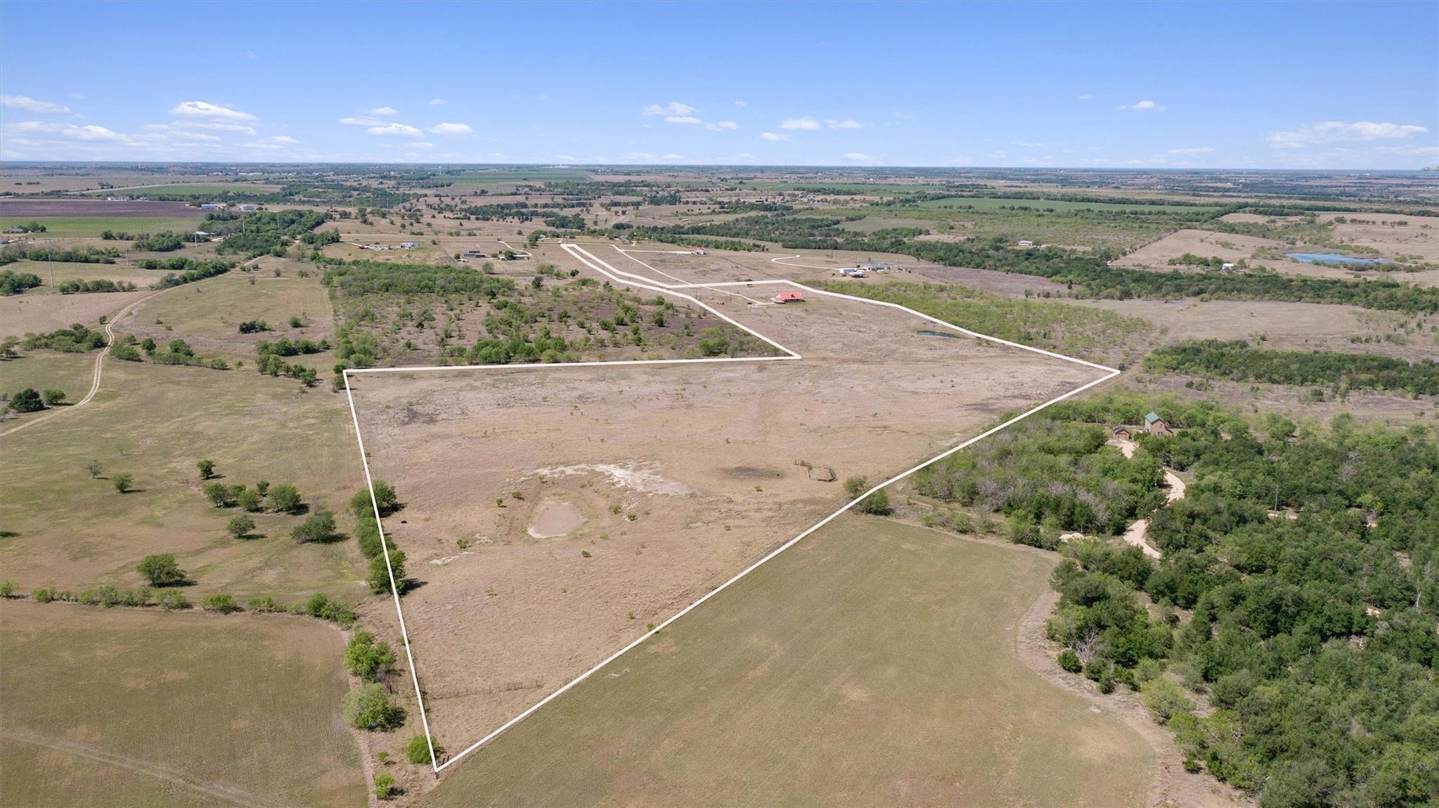 1167 County Road 427, Thrall, TX 76578 photo 3