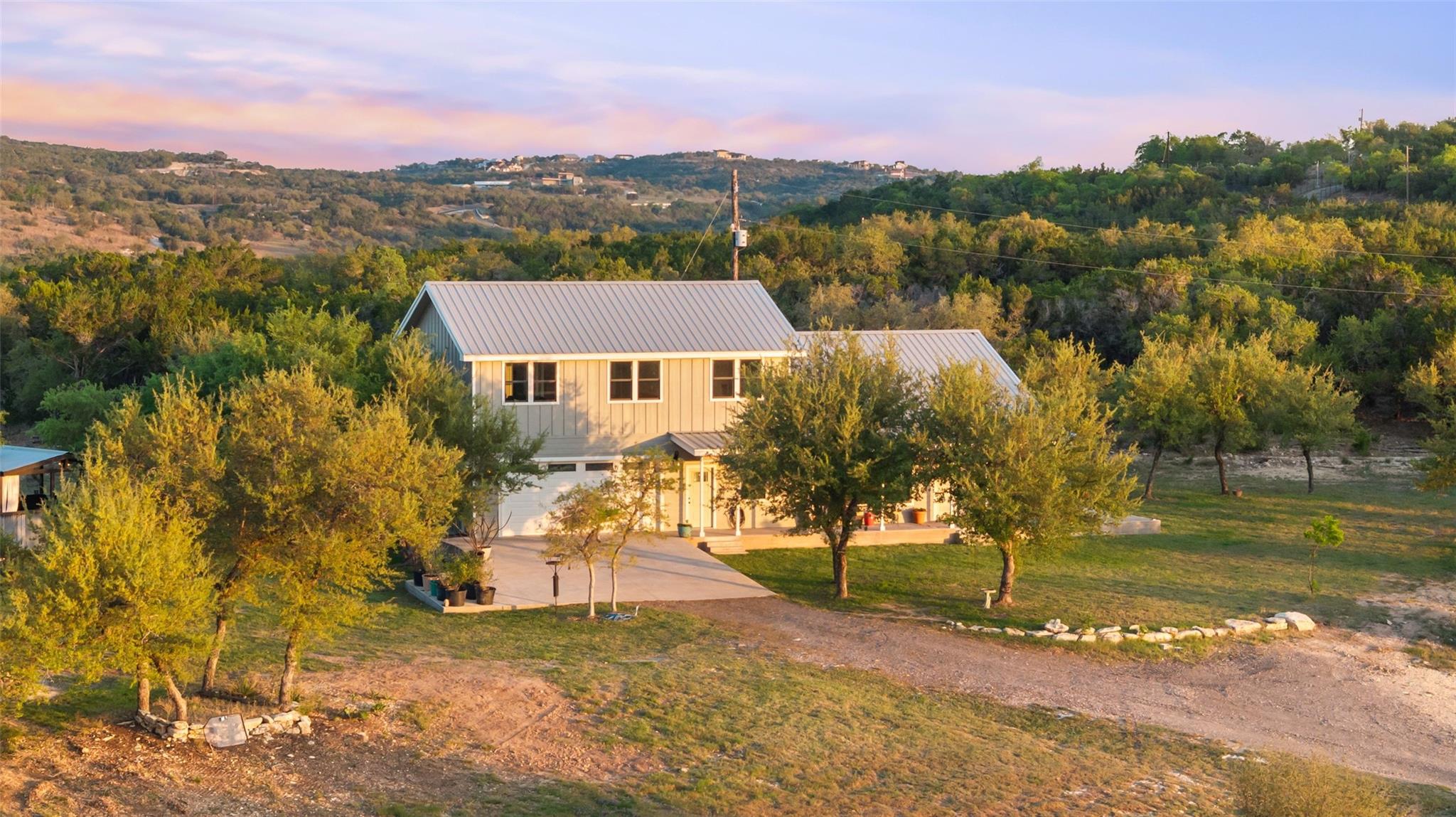 2025 Cripple Creek Stage RD, Dripping Springs, TX 78620 photo 5