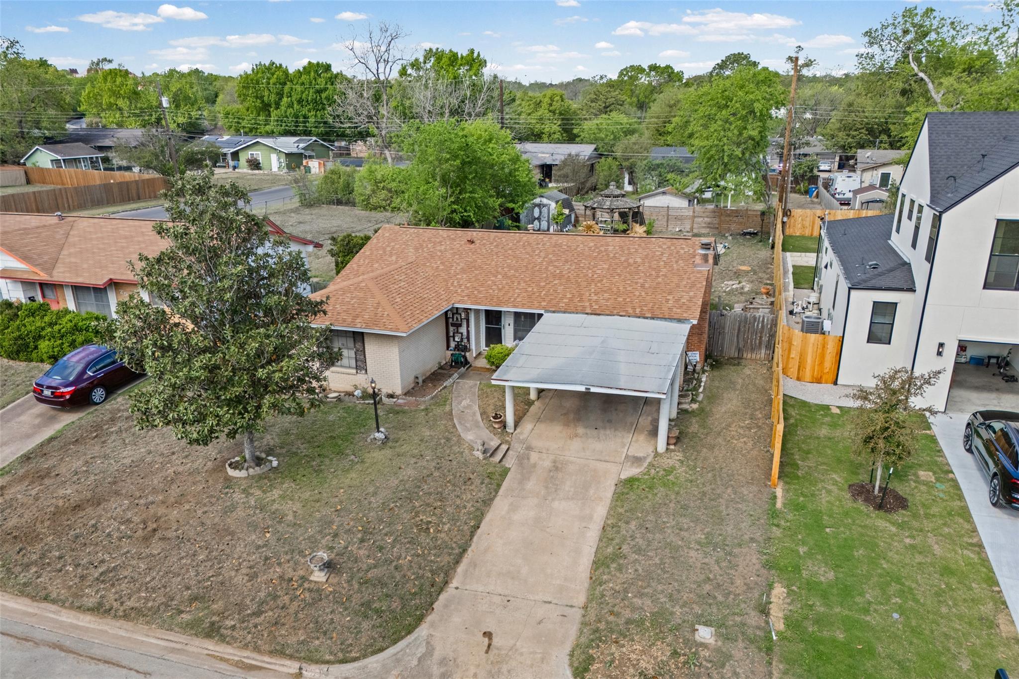 2510 Little John LN, Austin, TX 78704 photo 2