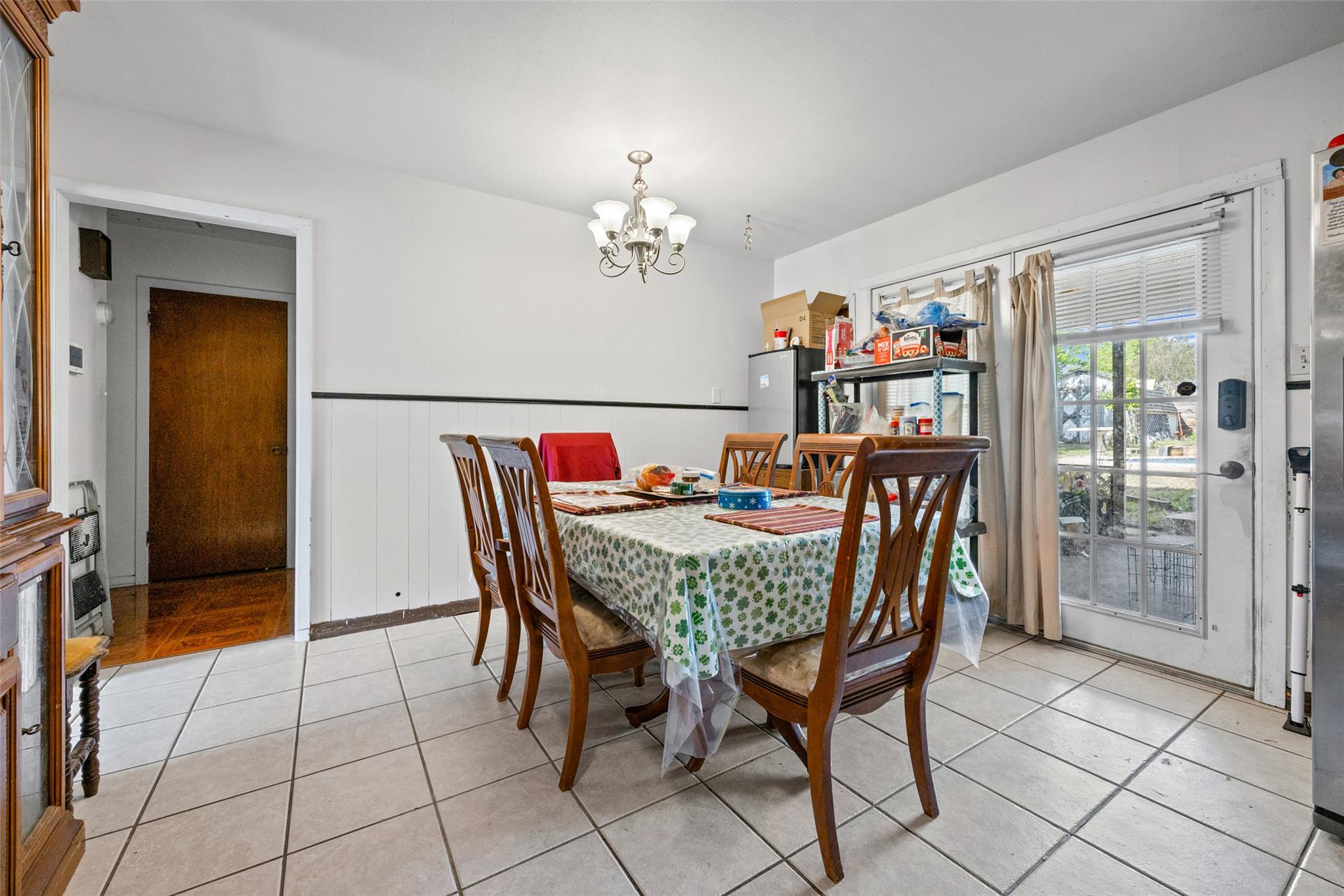 2510 Little John LN, Austin, TX 78704 photo 4