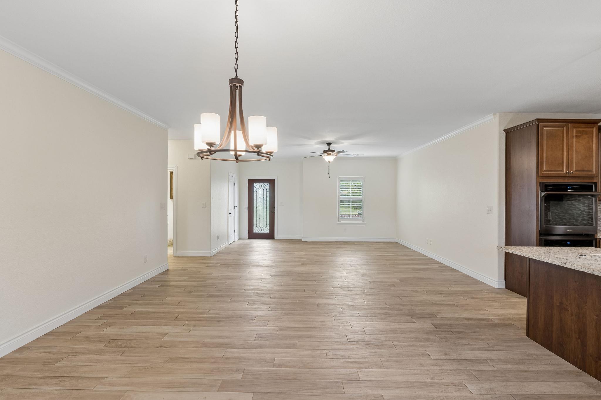 824 Sun Ray, Horseshoe Bay, TX 78657 photo 5