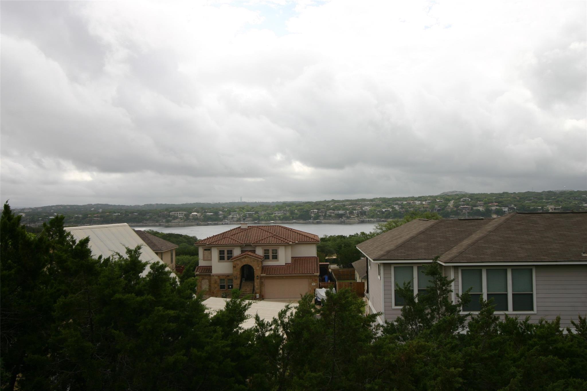 332 Southwind RD, Point Venture, TX 78645 photo 3